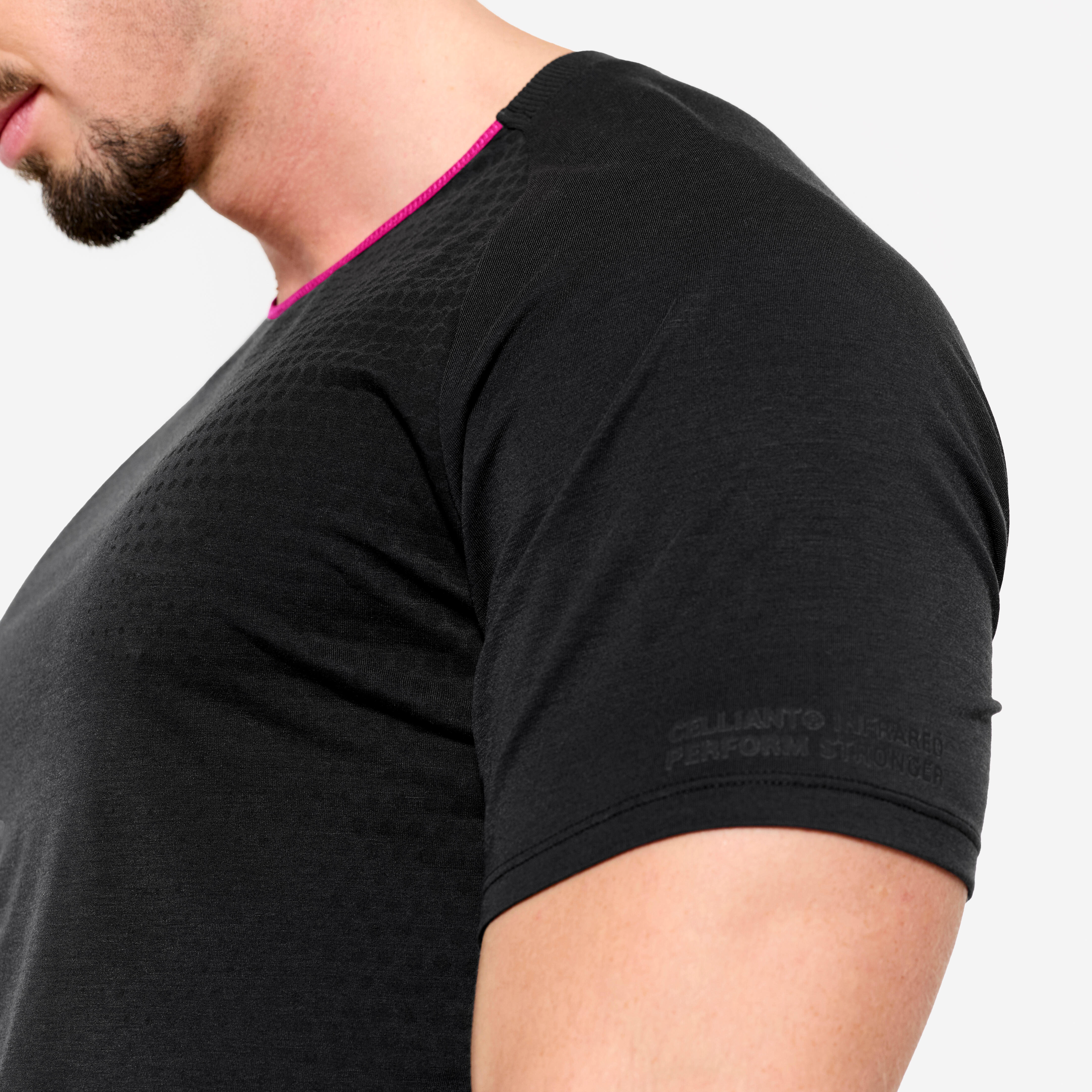 T-shirt d'entraînement en parcours Celliant homme, 900 - DOMYOS