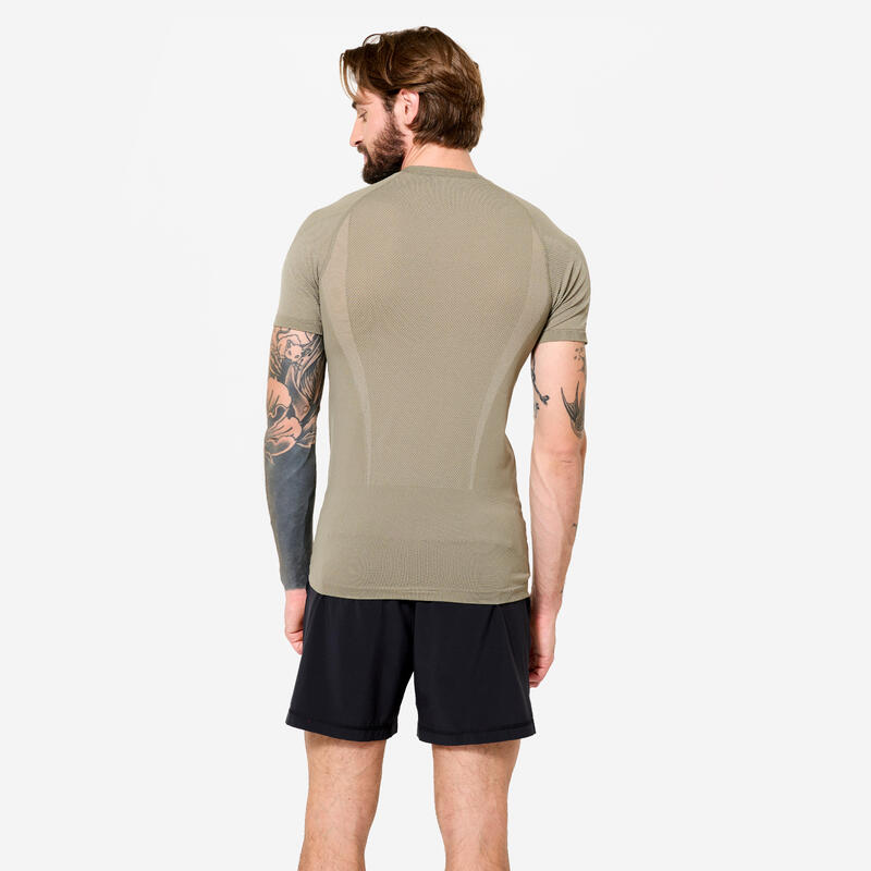 T-shirt de yoga seconde peau manches courtes homme, beige cachemire