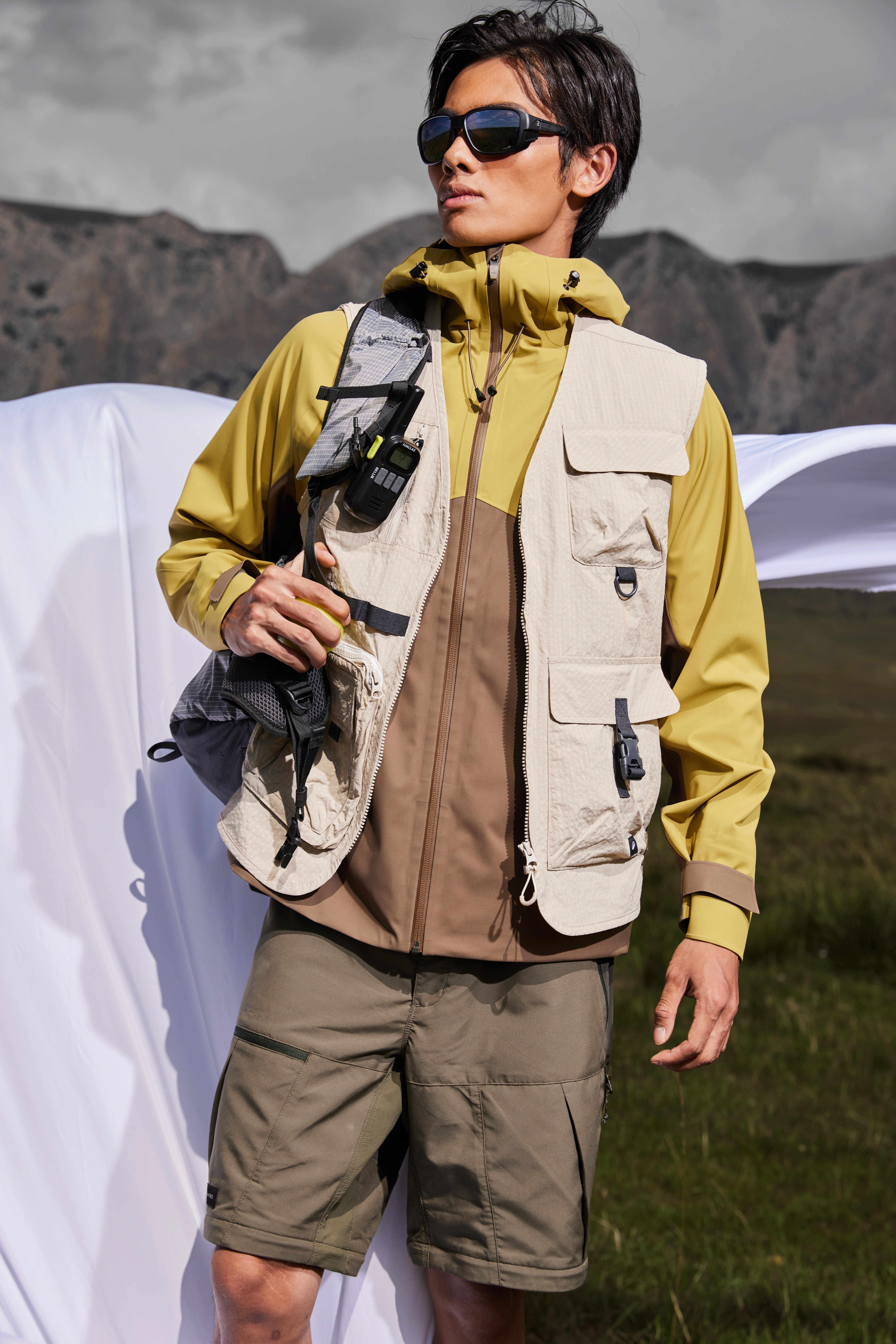 Men's Waterproof Hiking Jacket - MH500 - Mangrove khaki