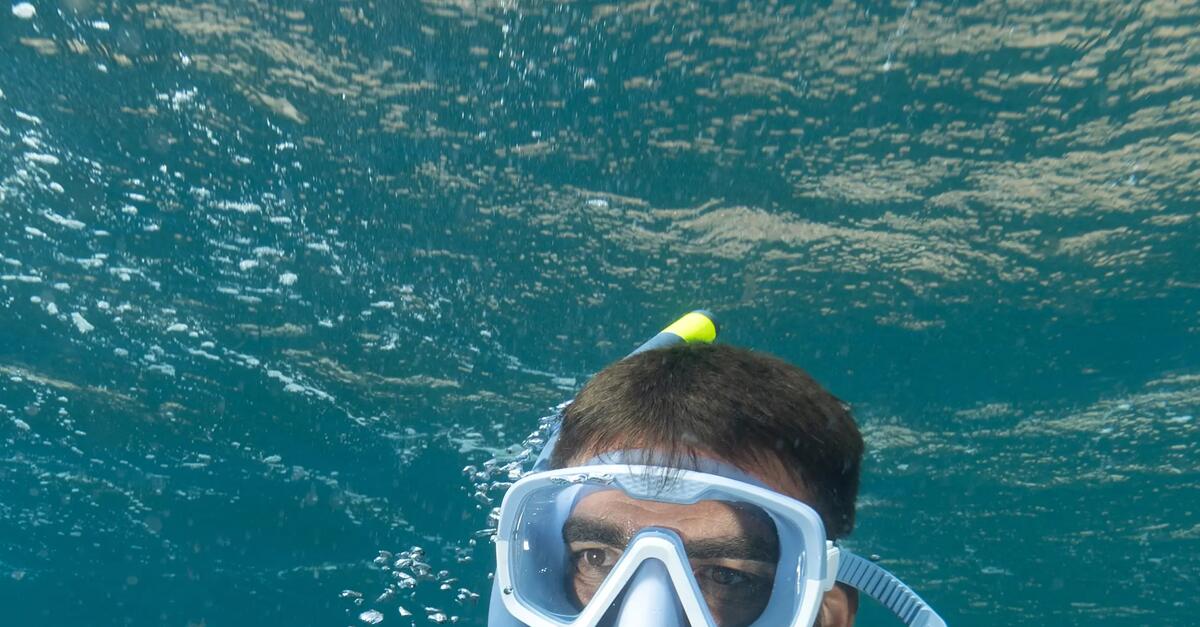 Tuba De Natation Pour Genoux - Tuba Centrale Avec Embout Silicone - Équipement Piscine Et Eau Libre - 42.6 Cm