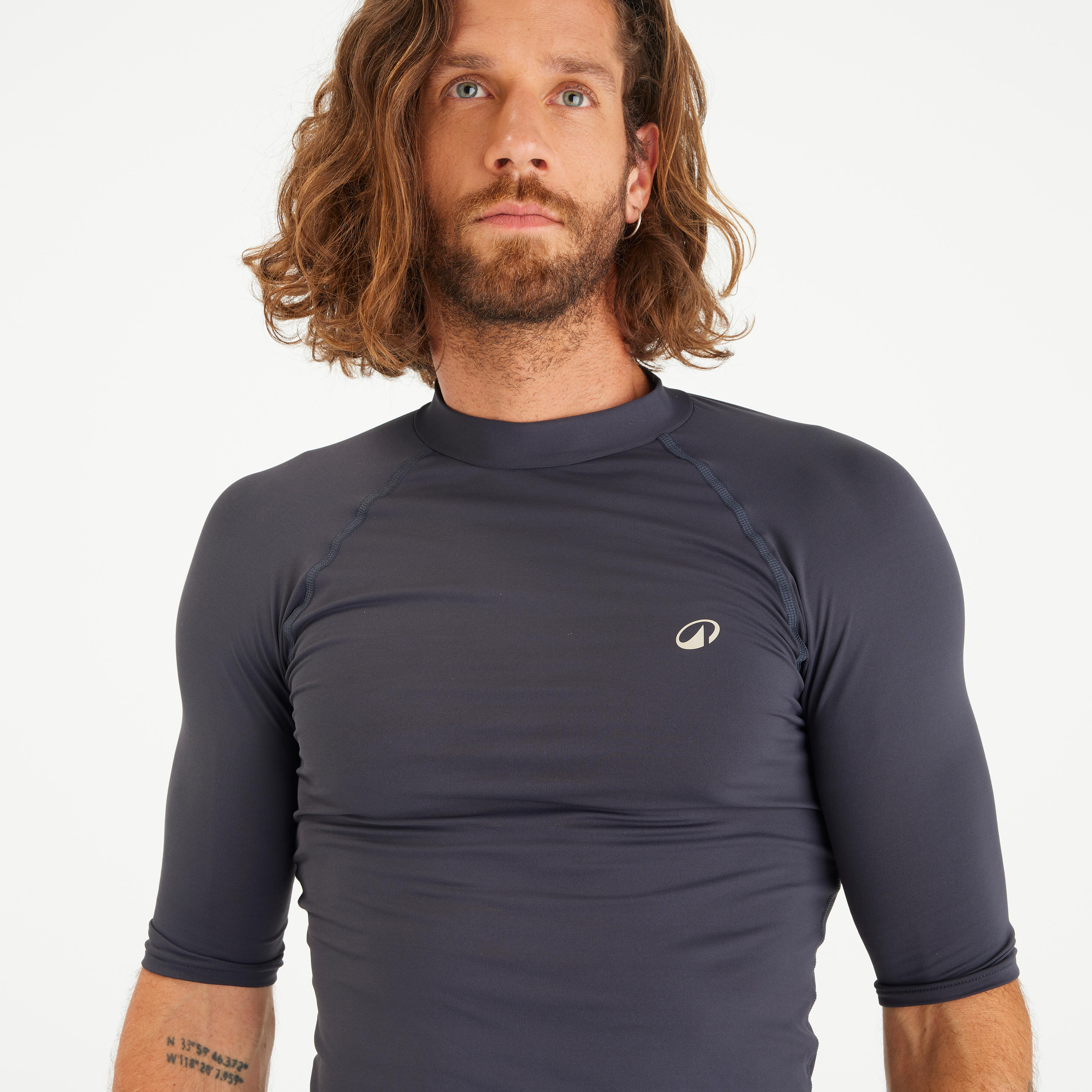Men’s Short-Sleeved Anti-UV Rash Guard, 100 - DECATHLON