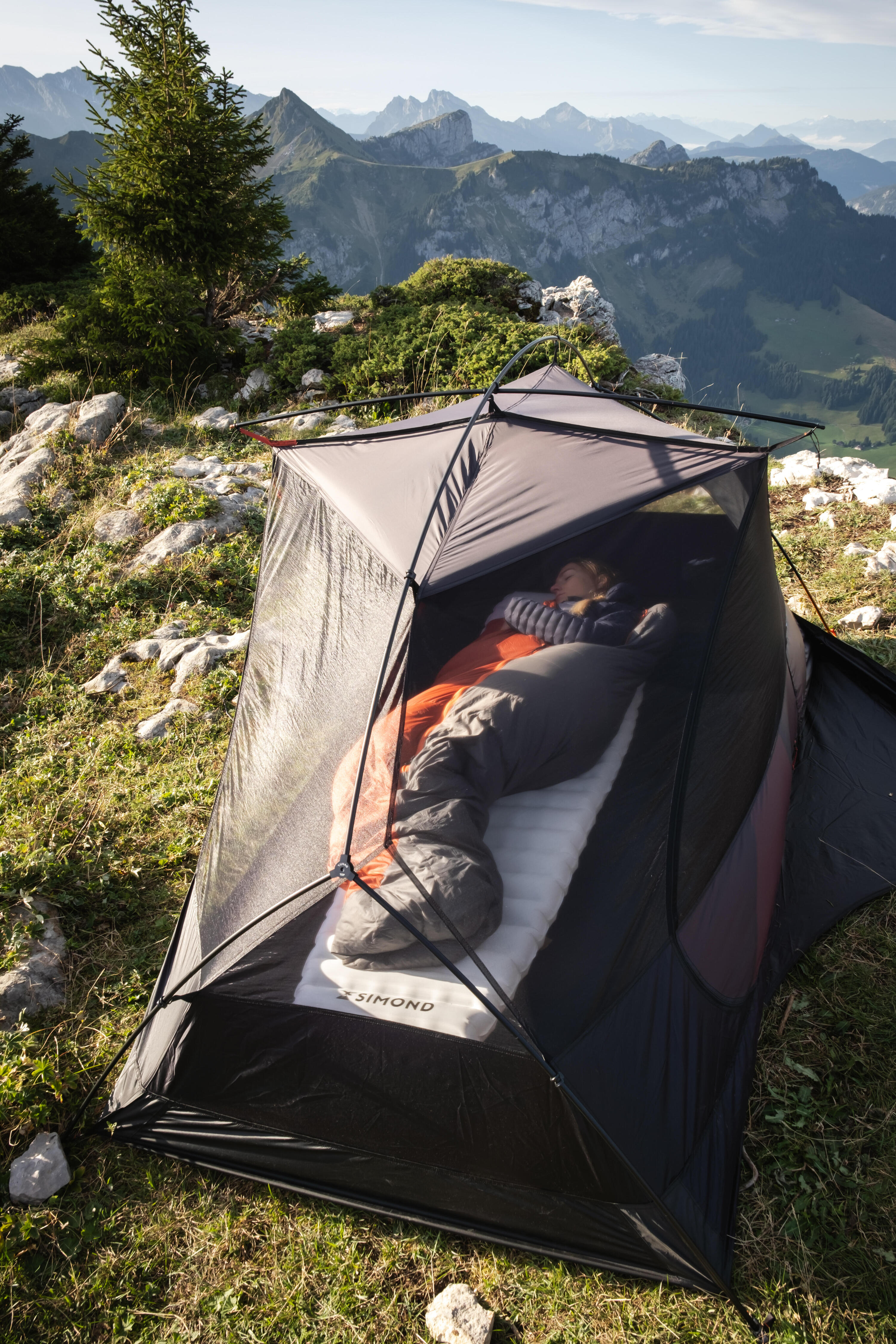 Tente dôme de trekking 2 places, légère et autoportante, MT900 19/19