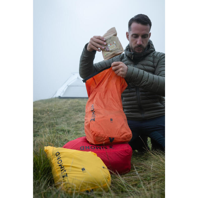 Housse imperméable ultra légère 22 litres, rouge