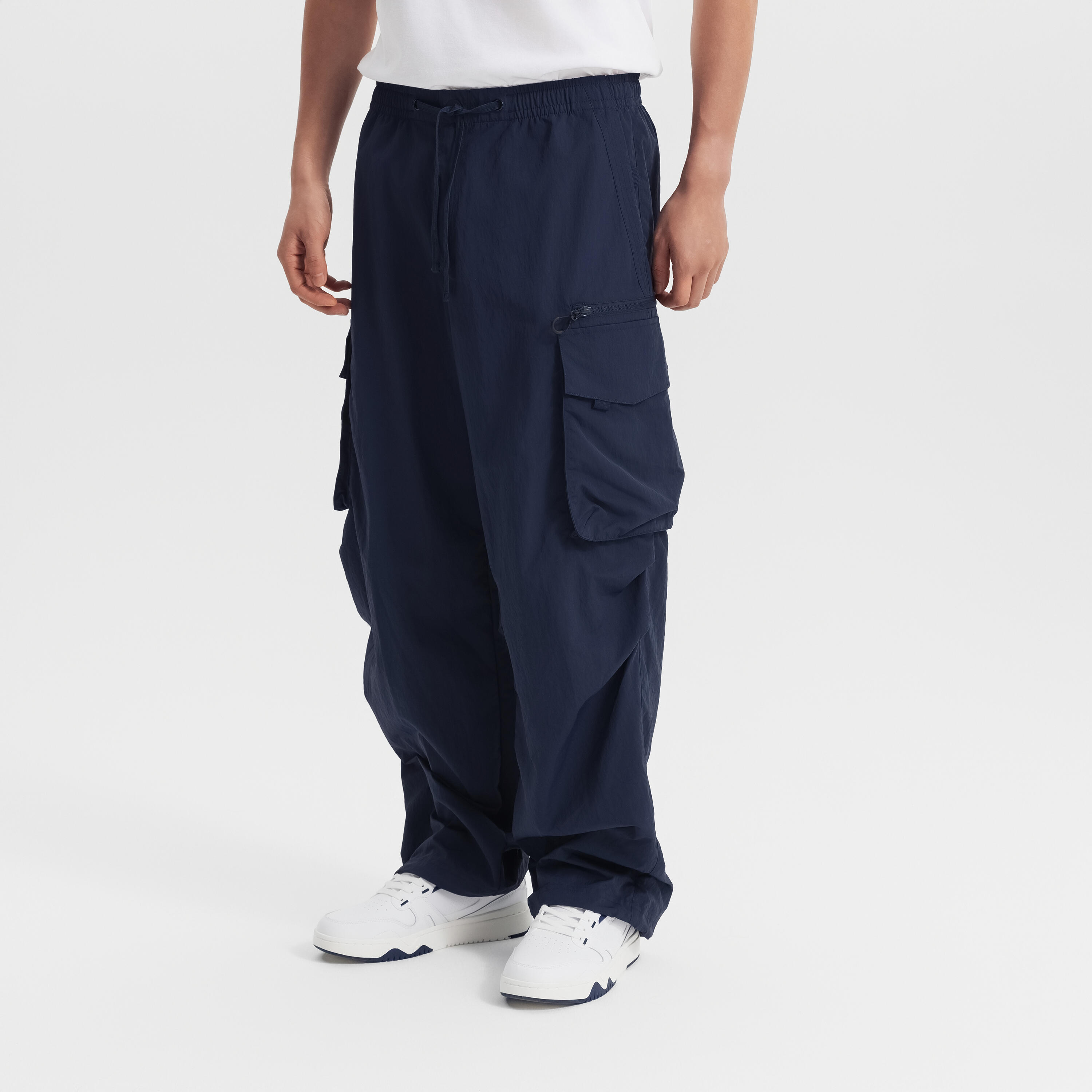 スウェット・トレーナー LMC WASHED OG APPLIQUE CARGO SWEAT PANTS blue 0LM44FSP112BLU WASHED OG APPLIQUE CARGO SWEAT PANTS blue - LMC | 엘엠씨