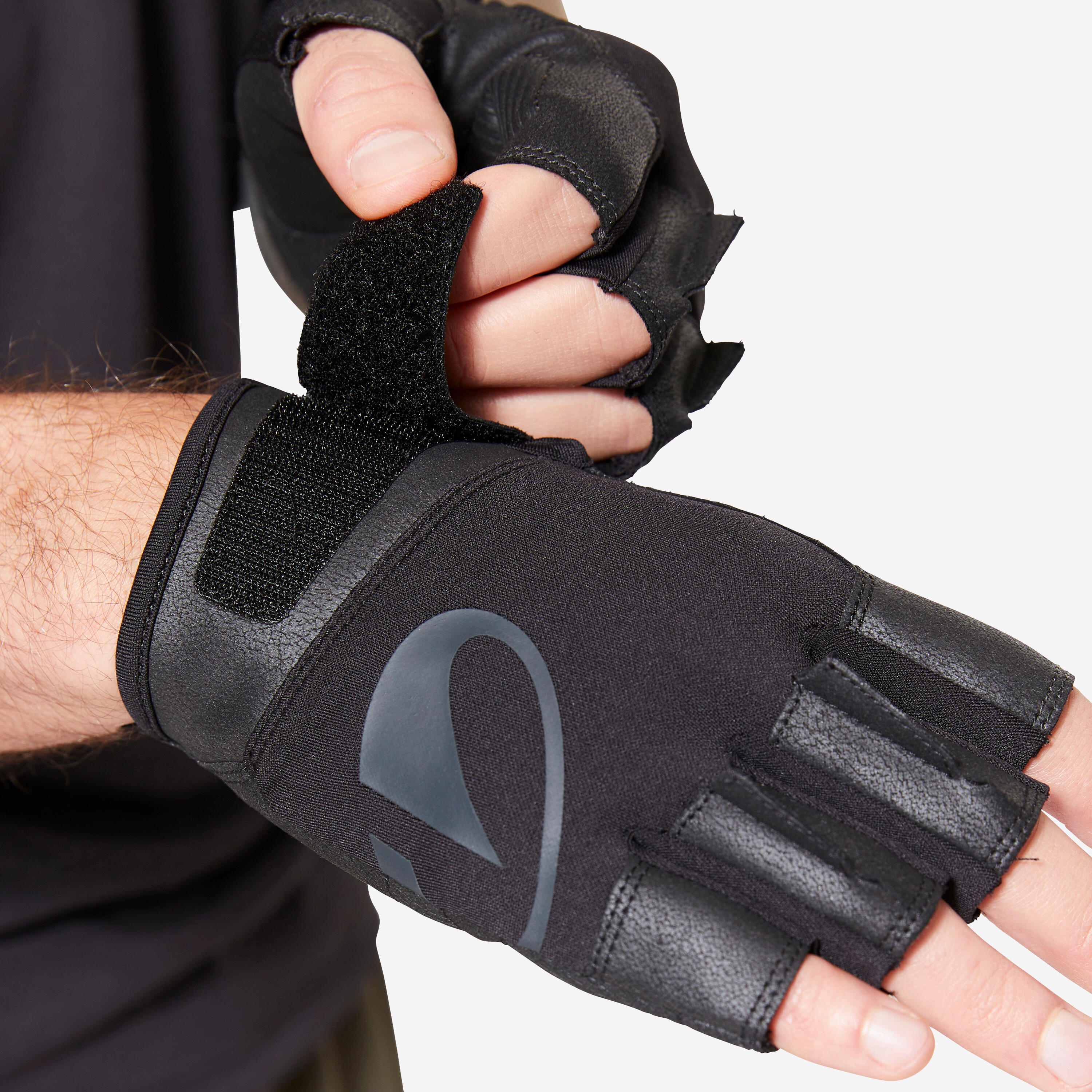Durable Weight Training Gloves - Smoked Black