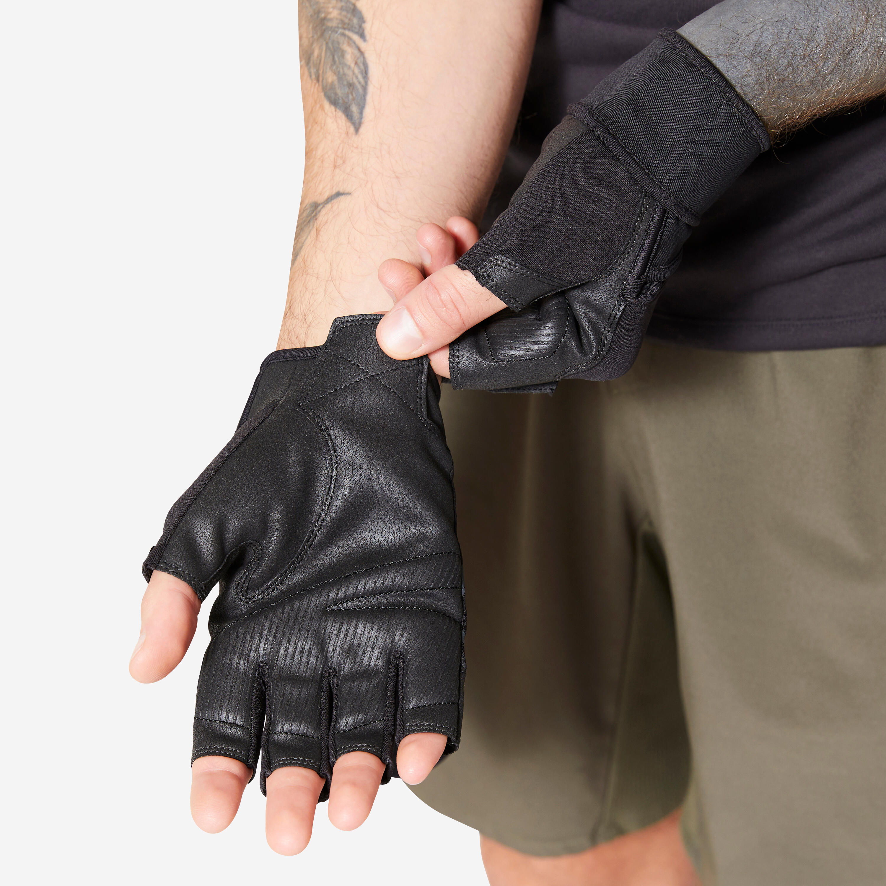 Weight Training Gloves Wrist Support and Grip - Black