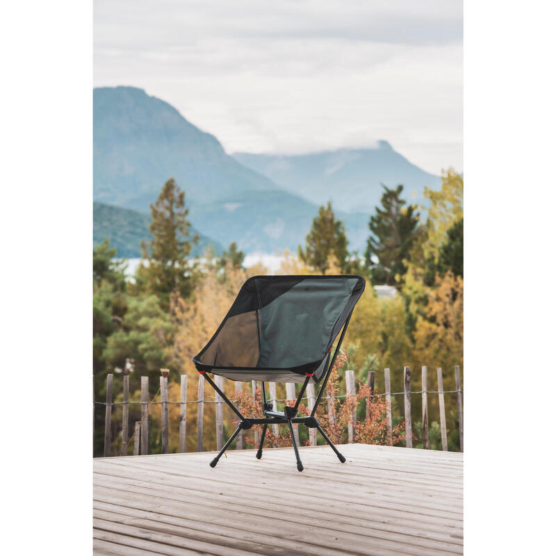 CHAISE BASSE DE CAMPING 500 M - PLIANTE ET COMPACTE