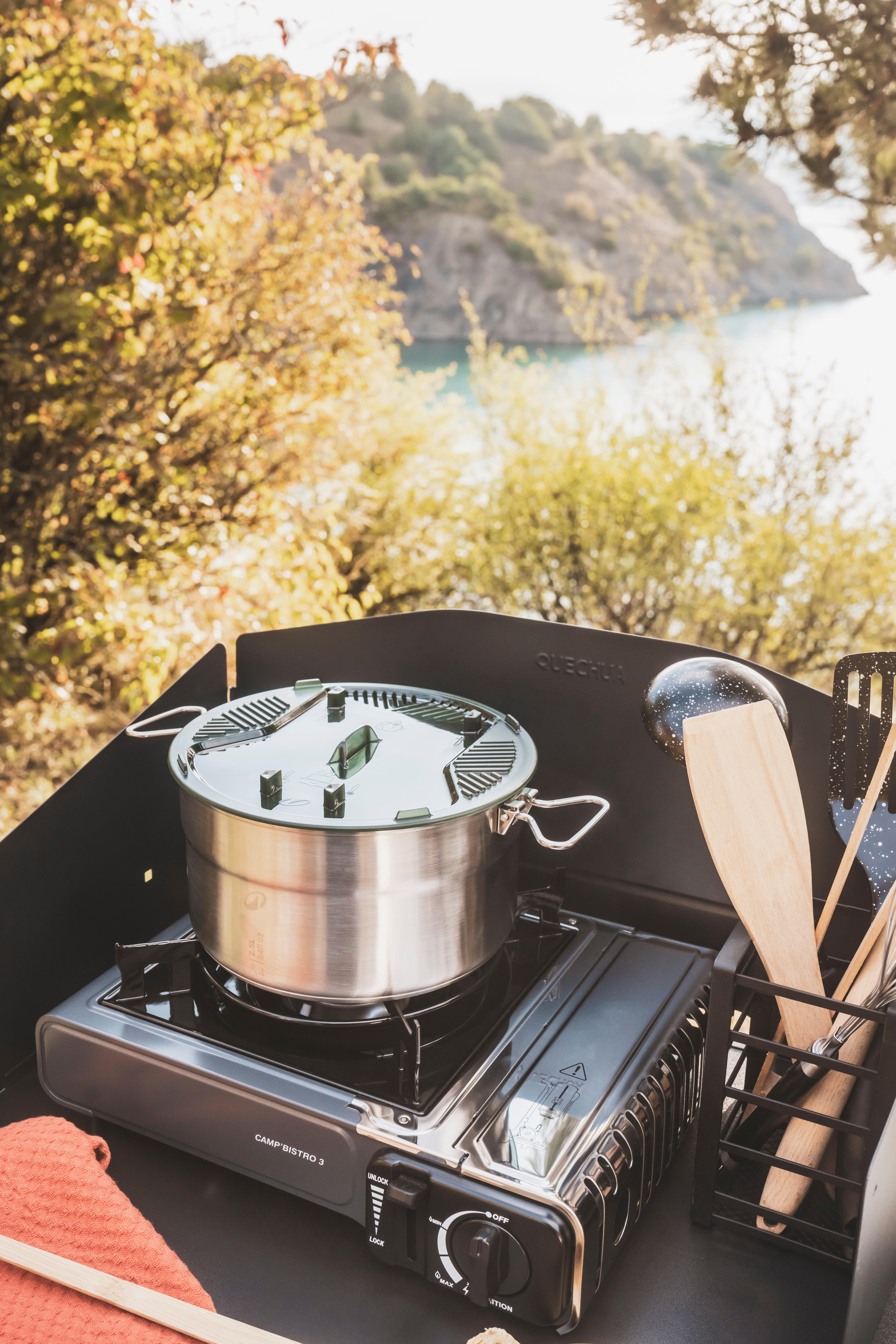 Camping Kitchen Unit Large - Folding and Compact - QUECHUA
