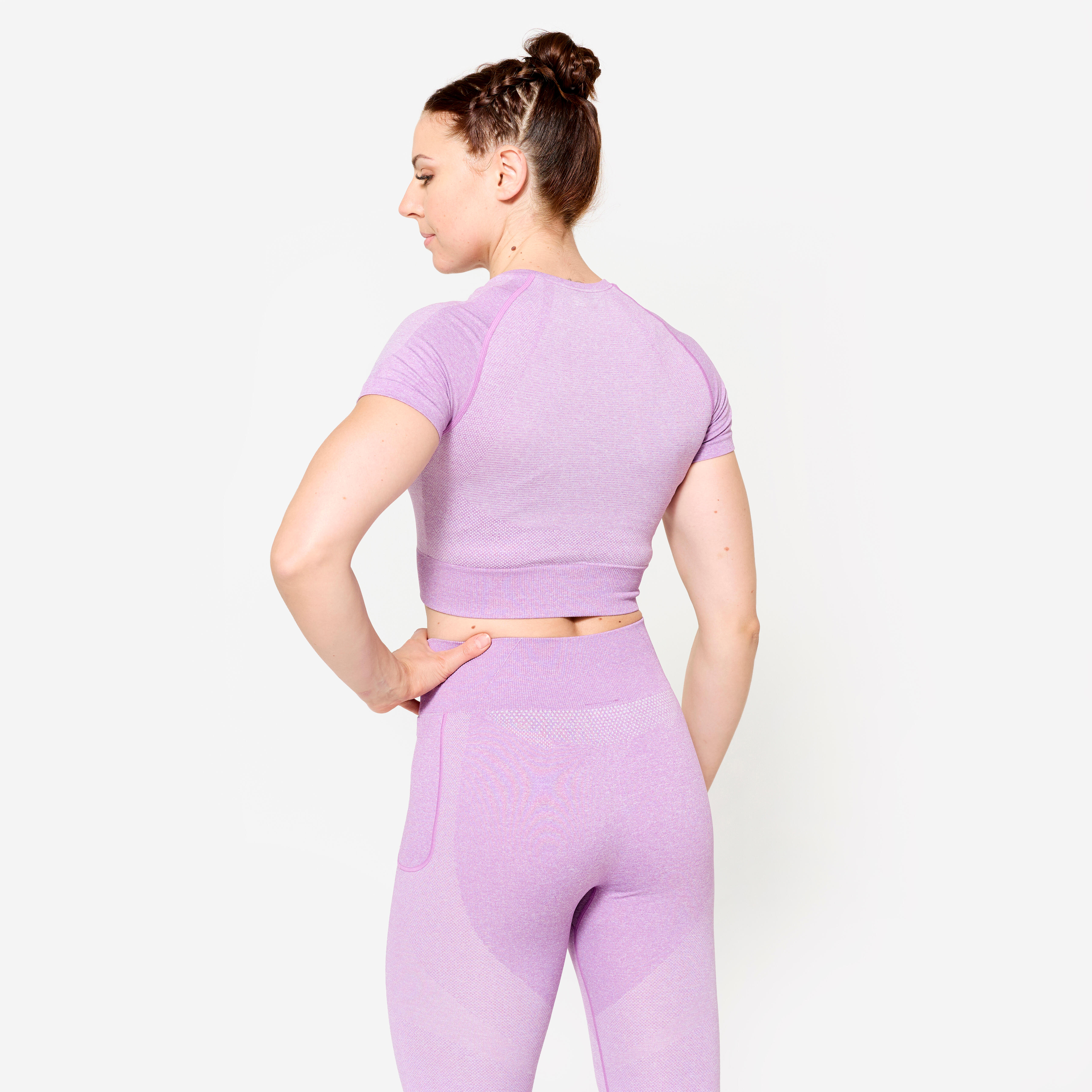 DOMYOS Dámske crop top tričko 900 na fitness bezšvové ružové XL · záber 5