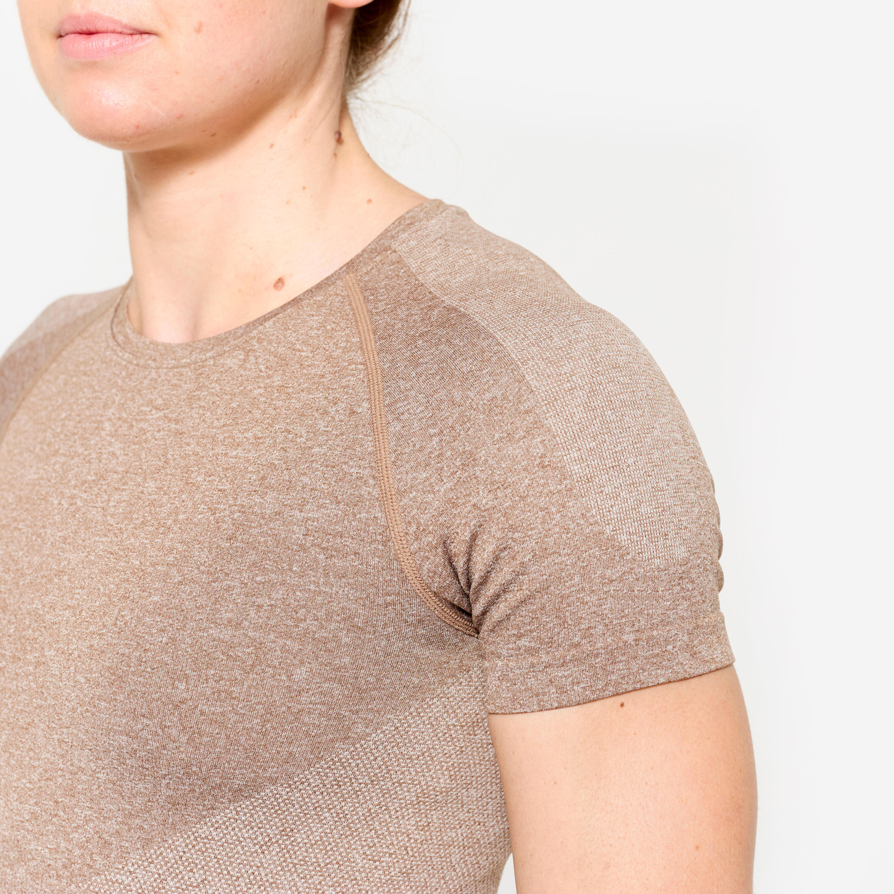 Naadloze crop top voor fitness bruin 6/7