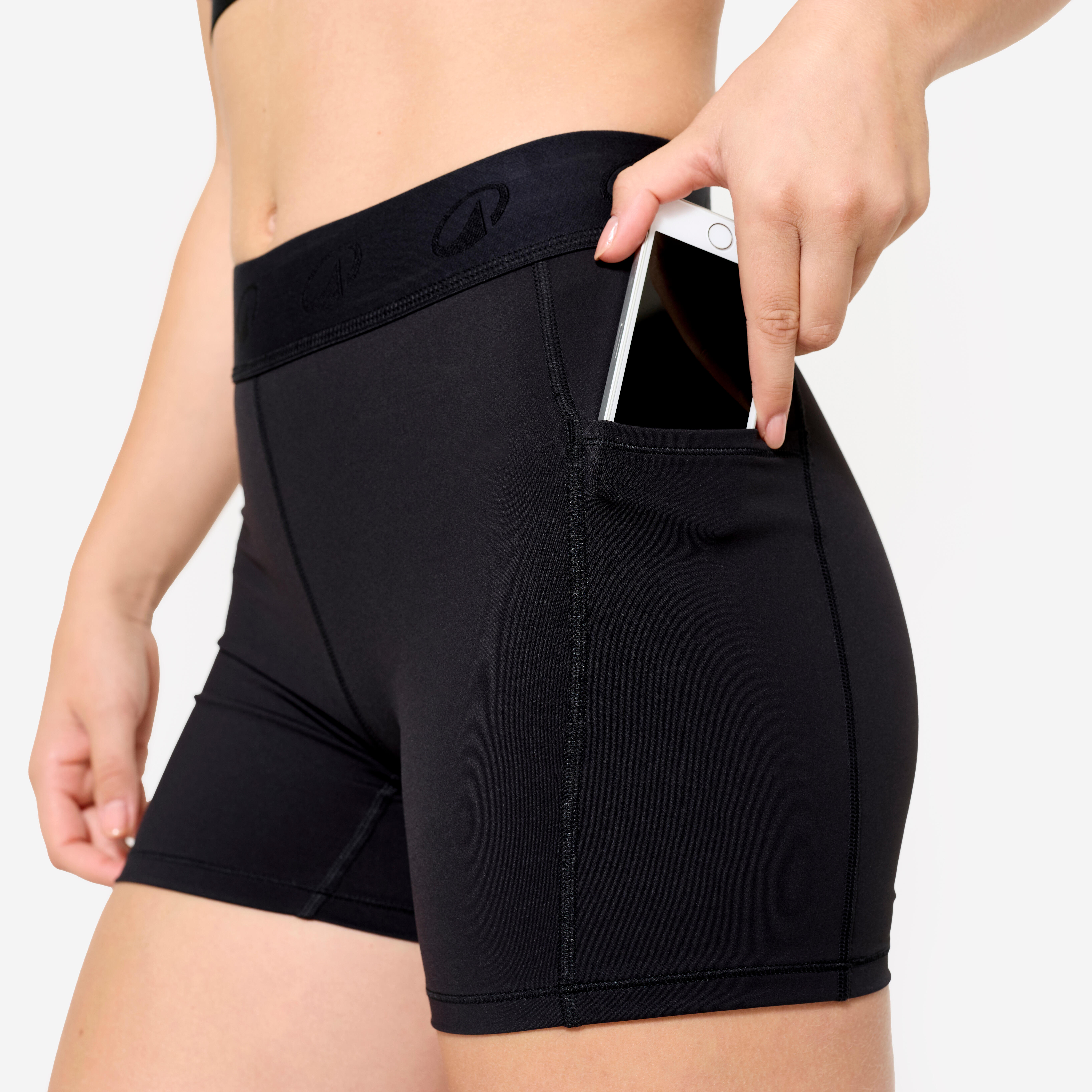 Short d'entraînement avec ceinture élastique et poche latérale femme - DOMYOS