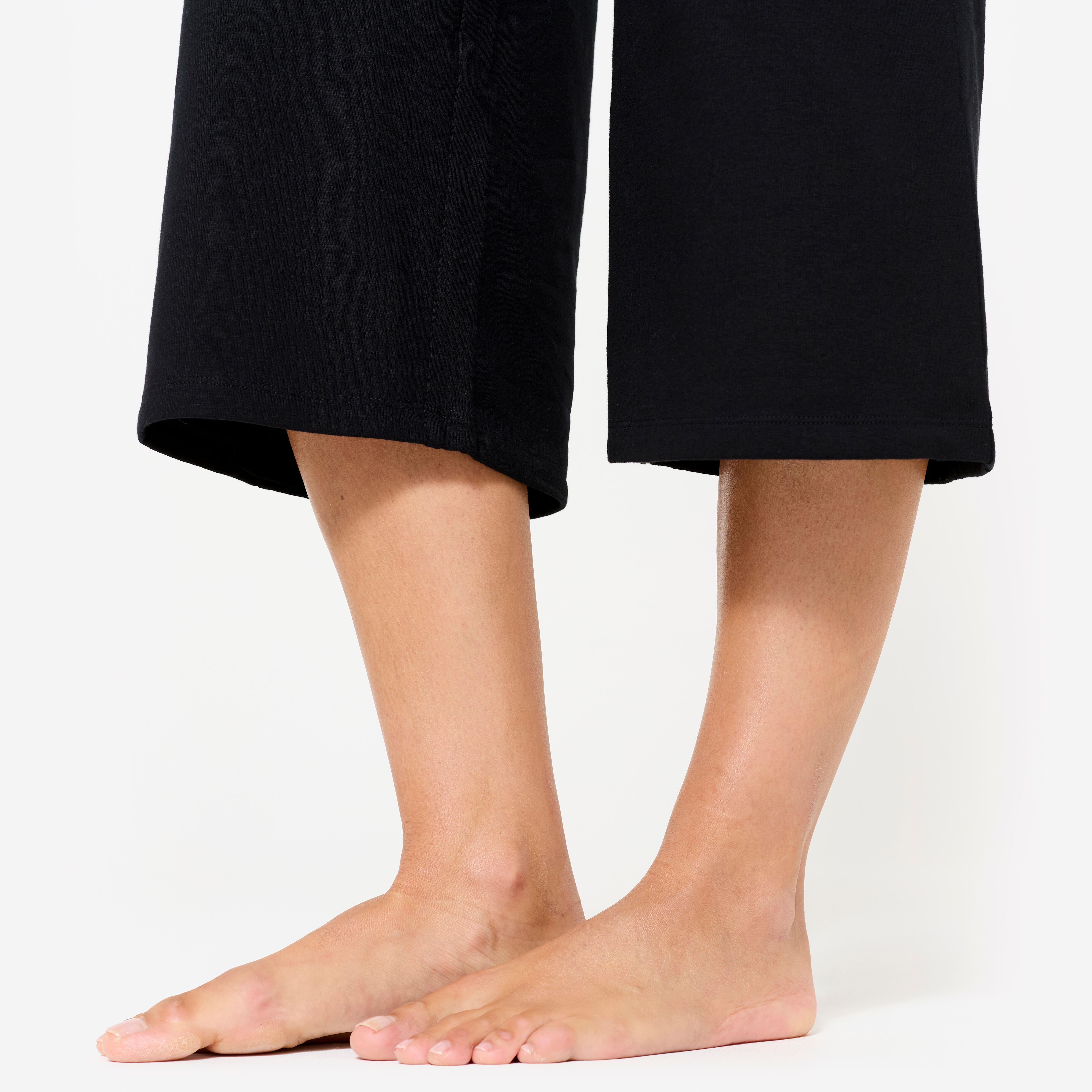 Women's Yoga High-Waisted Cropped Bottoms - Ultra Black