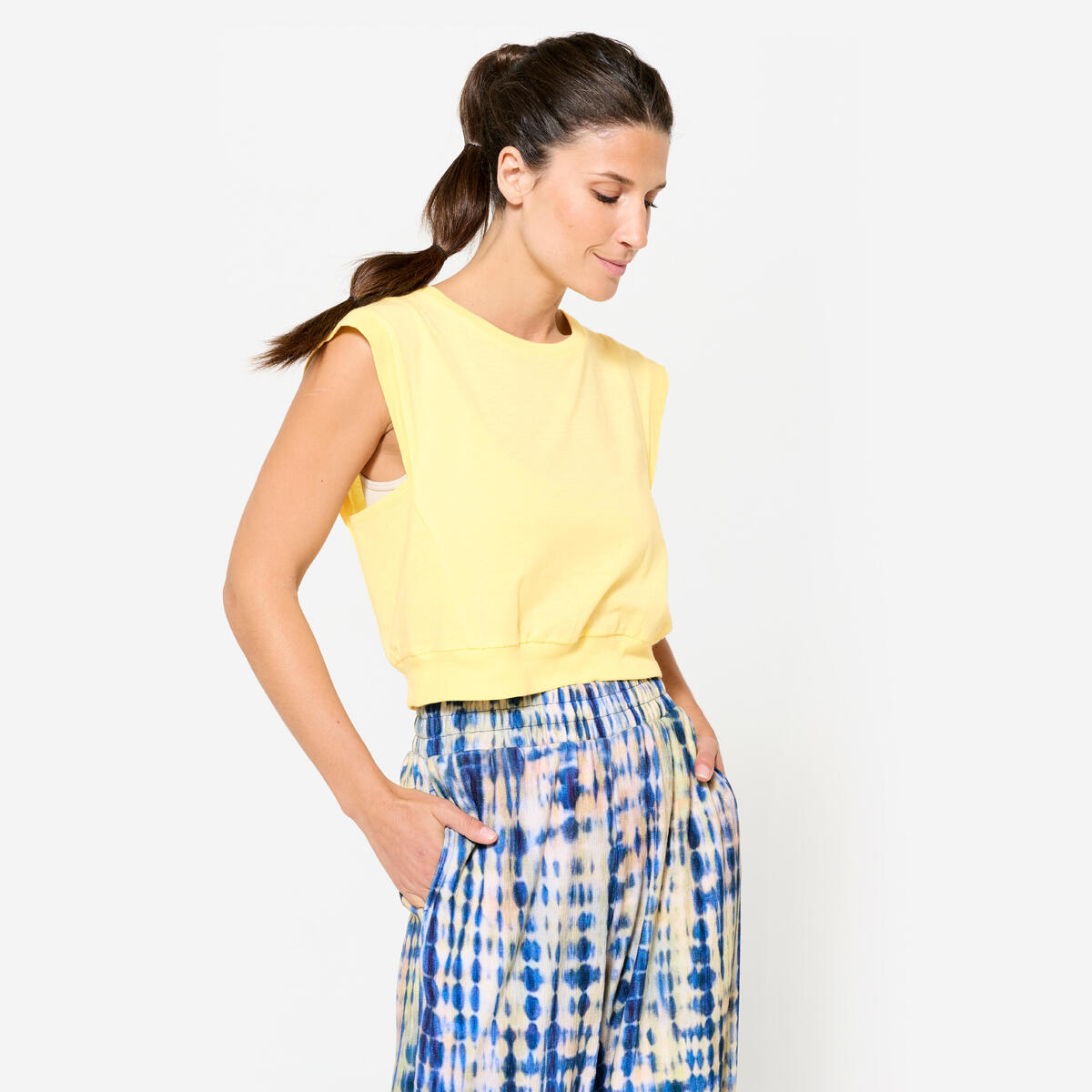 T-shirt crop de yoga loose femme, jaune pastel