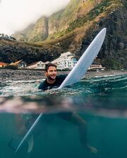 ALUGAR FATOS E PRANCHAS DE SURF