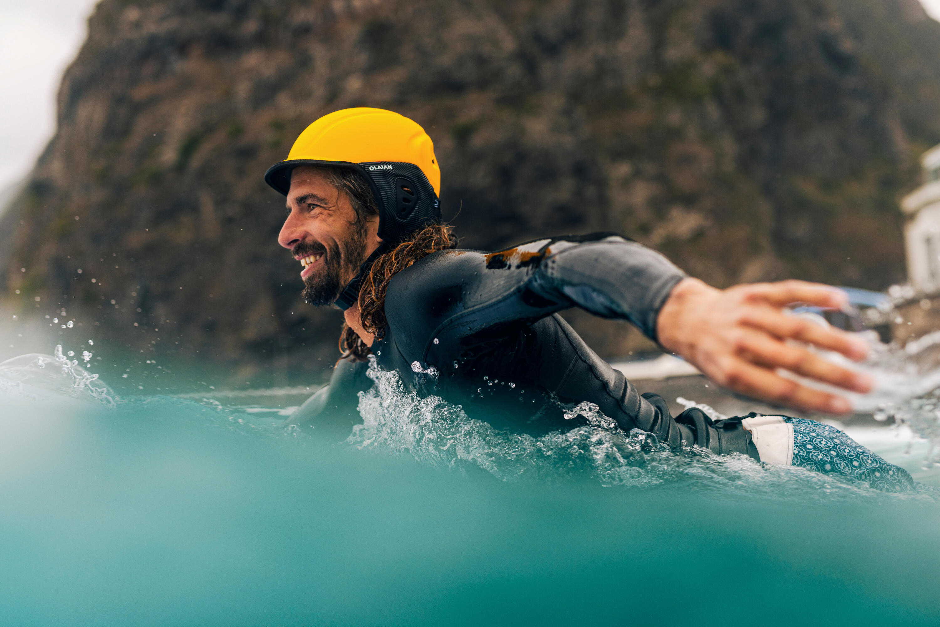 Casco surf giallo 7/13