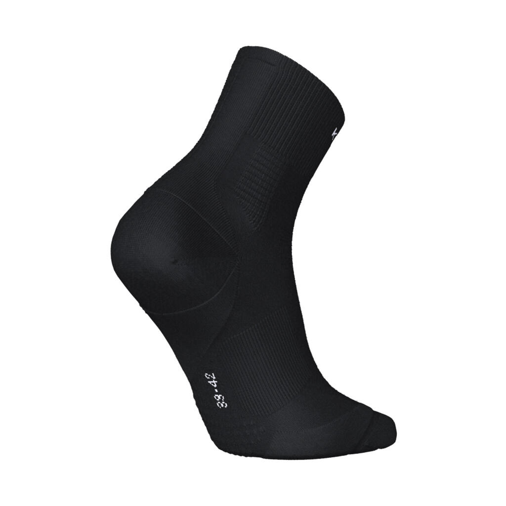Calcetines de running gruesos de altura media blancos Kiprun Run 900