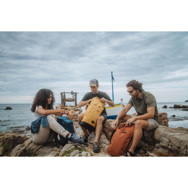 Chaussure de randonnée cuir femme, NH500 basse gris