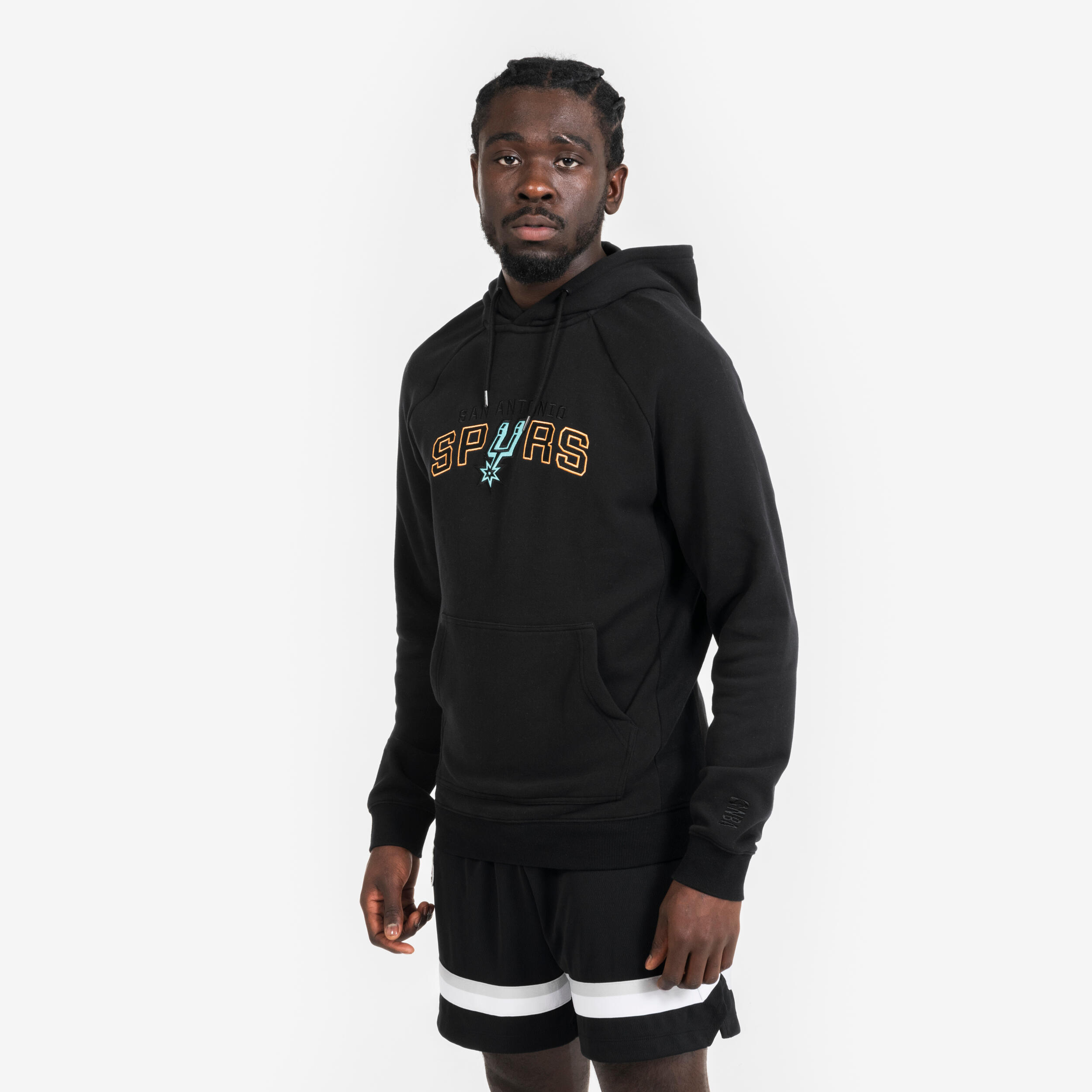TARMAK Damen/Herren Sweatshirt mit Kapuze San Antonio Spurs – Hoodie 900 NBA schwarz | 03608392398353 TARMAK Damen/Herren Sweatshirt mit Kapuze San Antonio Spurs – Hoodie 900 NBA schwarz | 03608392398353
