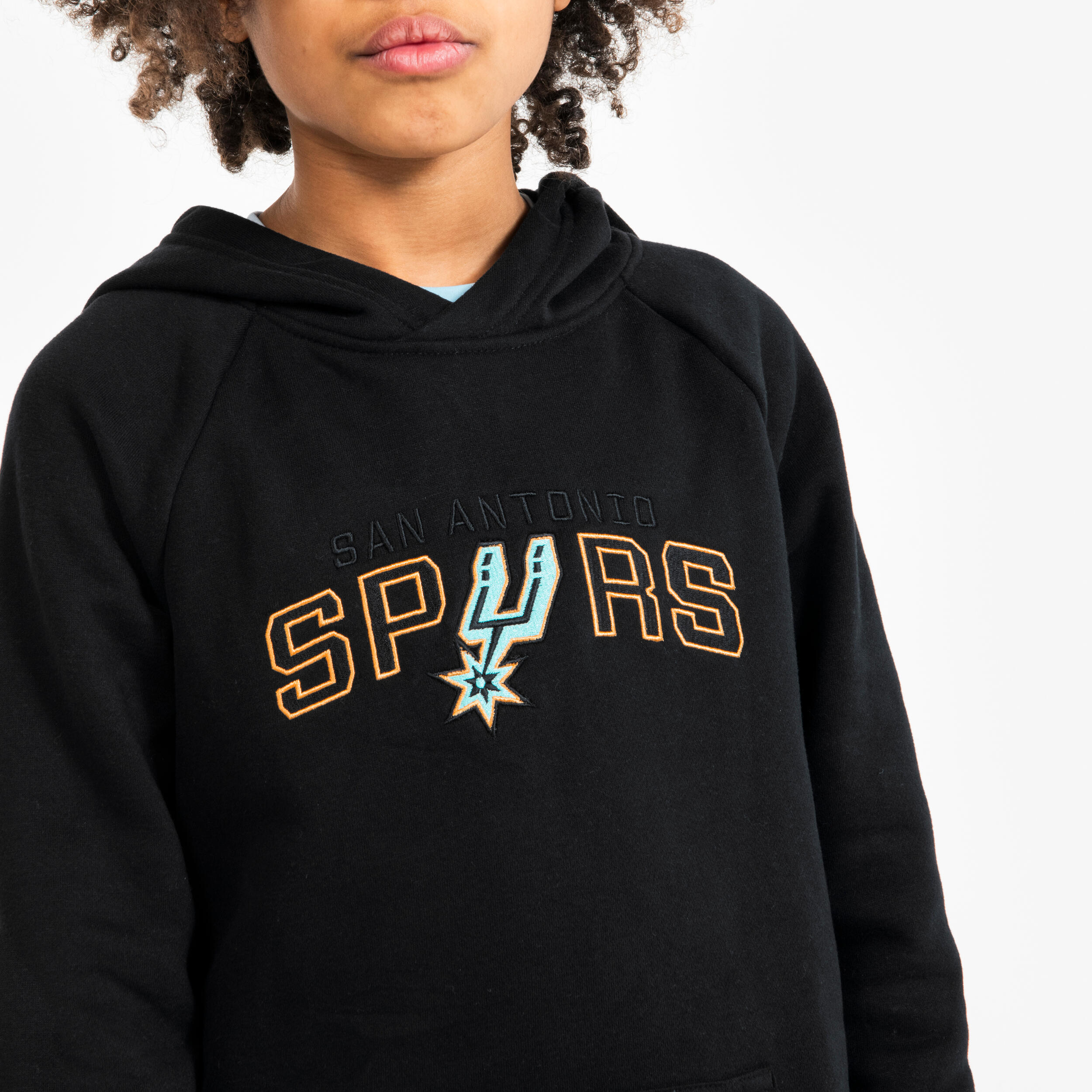 TARMAK Detská mikina s kapucňou NBA San Antonio Spurs 900 čierna 10-11 r (141-150 cm) · záber 6