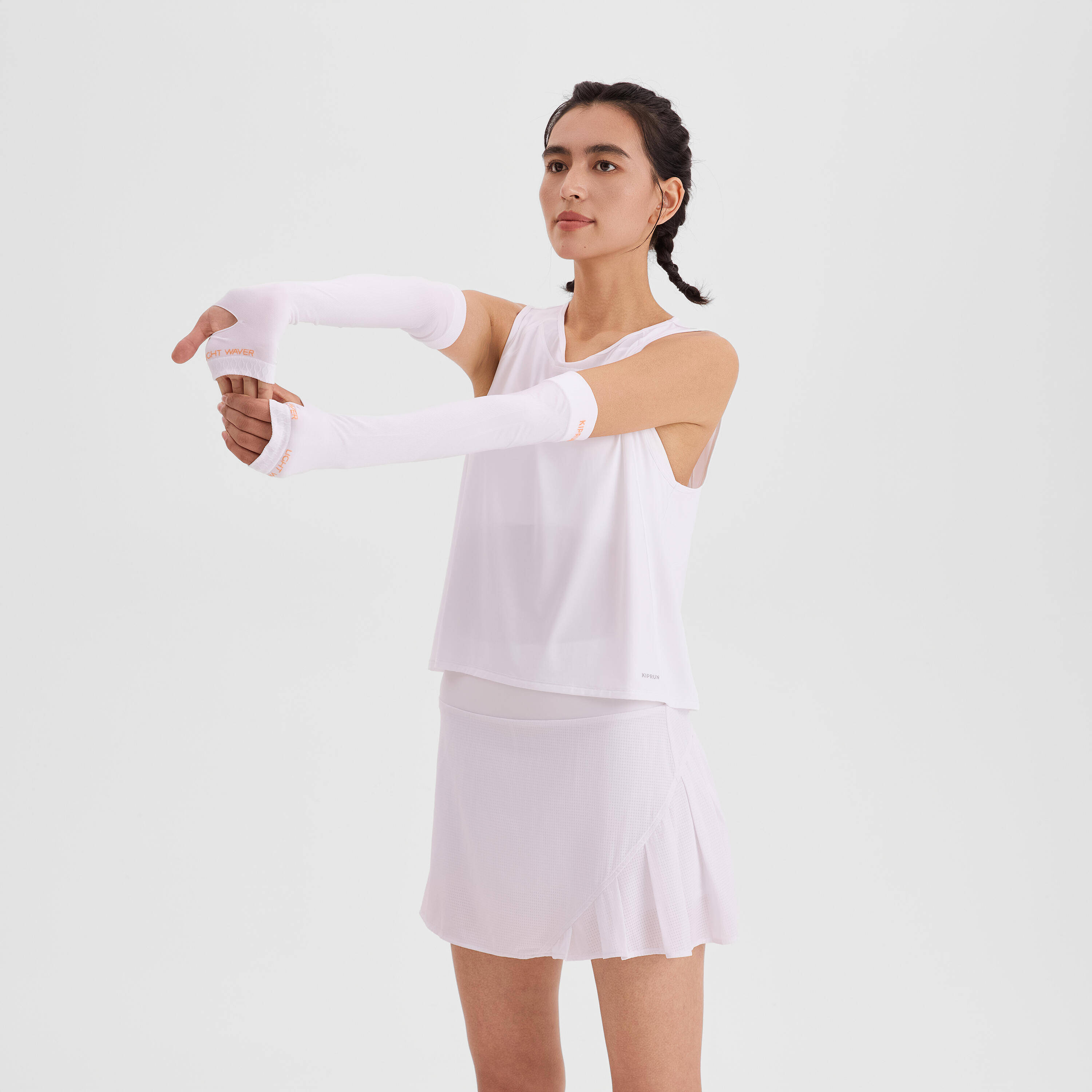 Uv arm and hand cover running white -  2