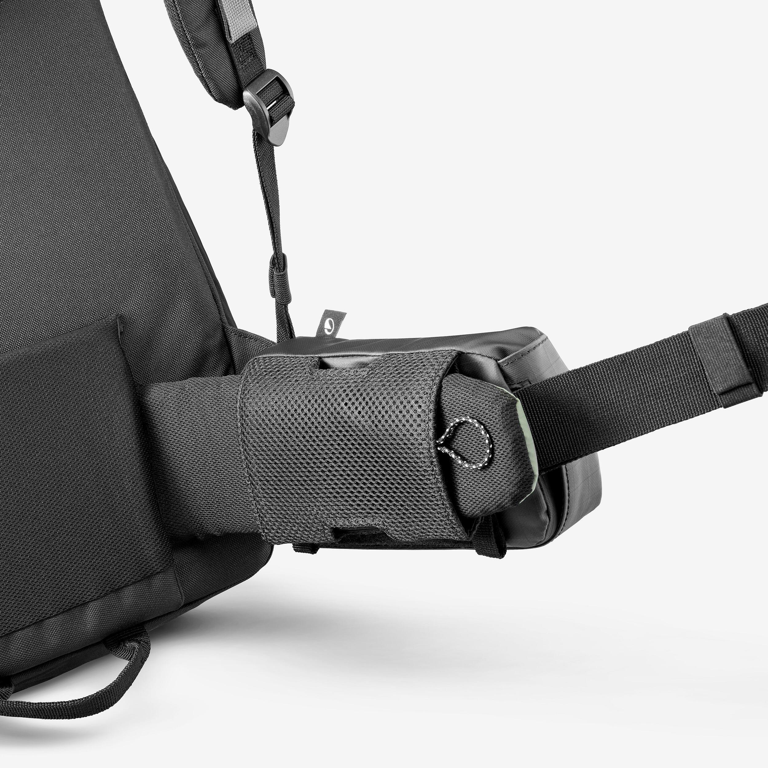 Pochette de sac à dos amovible et imperméable, Travel 500 noir 9/17