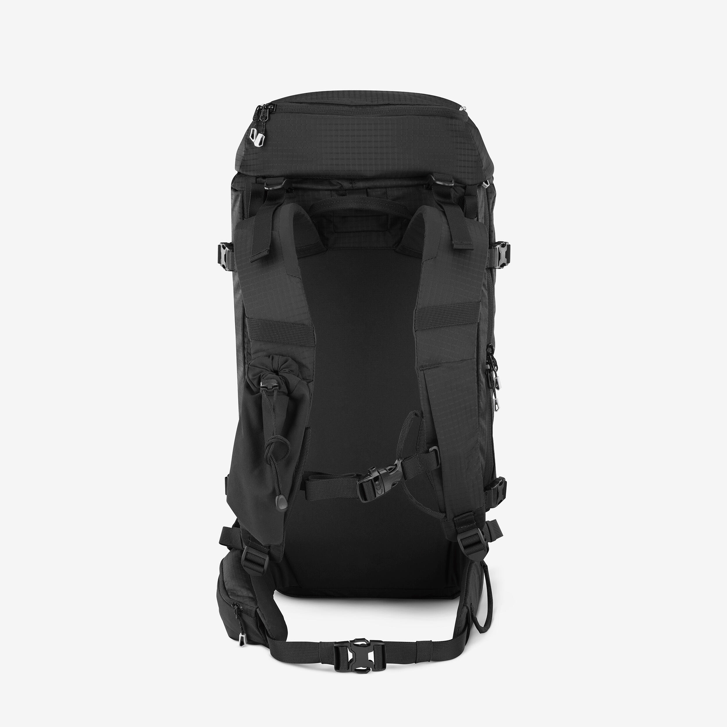Versatile and modular mountaineering backpack, Alpinism 33 Black