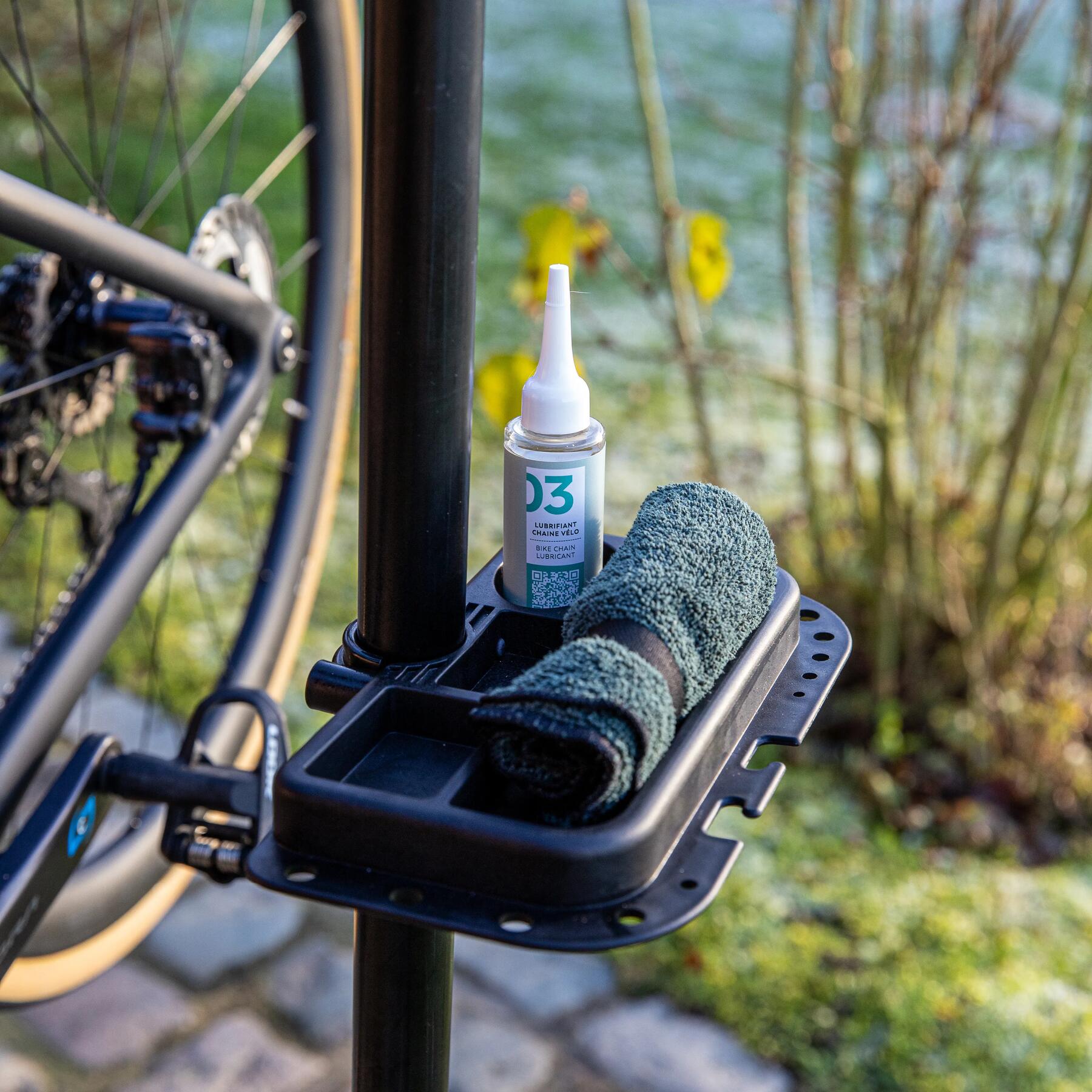 Dégraisser sa chaîne de vélo avec un dégraissant végétal