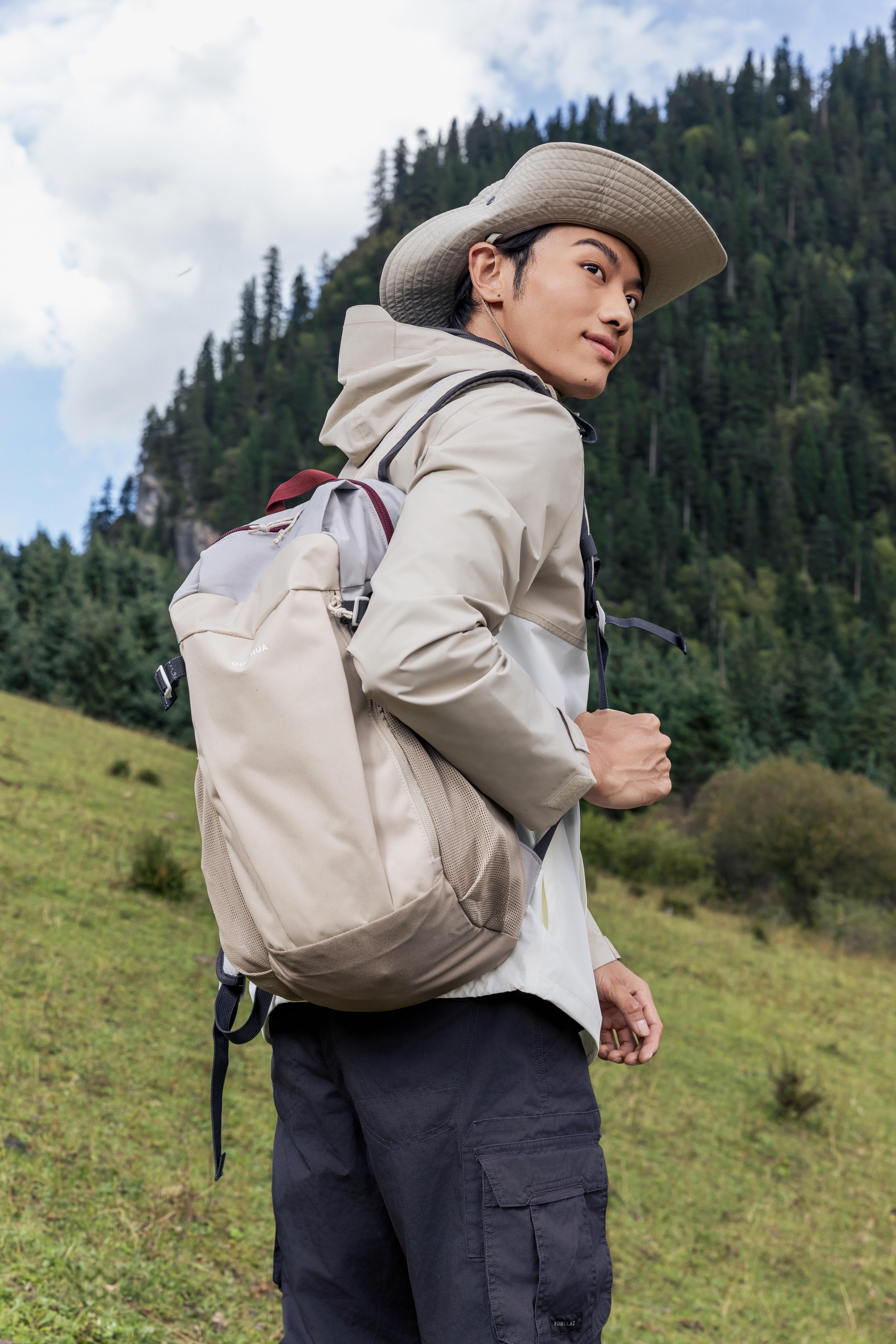 Hiking Backpack 20 L Arpenaz NH100 - Brown