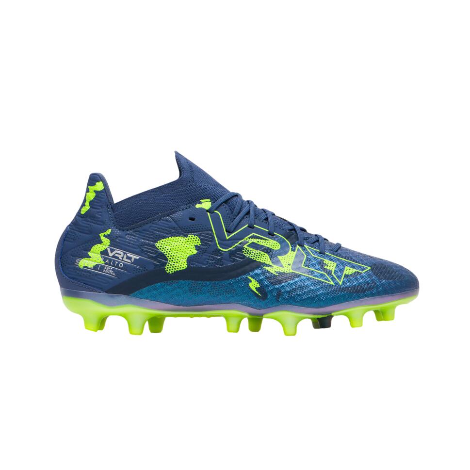 Scarpe da calcio con tacchetti sagomati