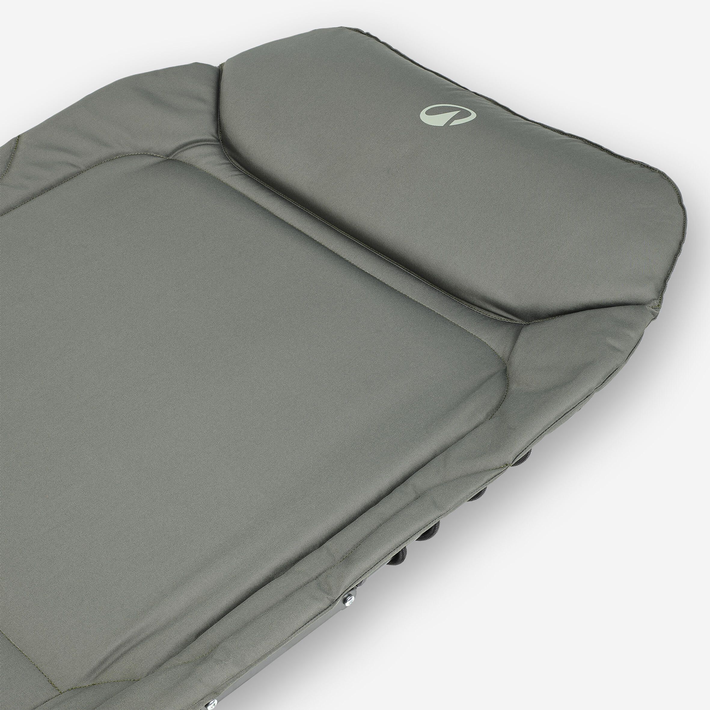 First Bedchair Karpfenliege  3/8