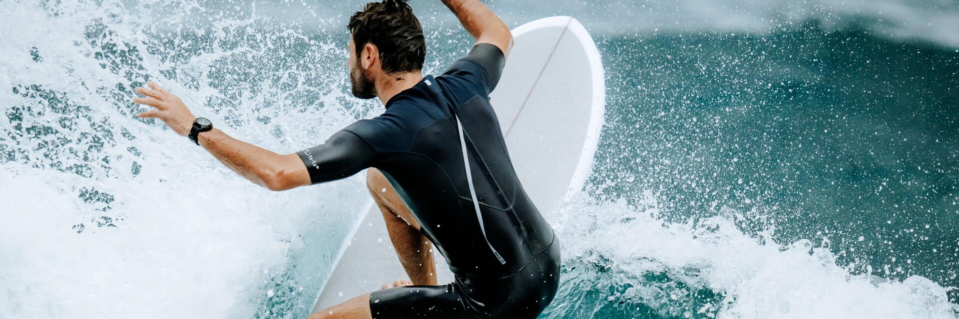 Peut-on débuter le surf en shortboard ?