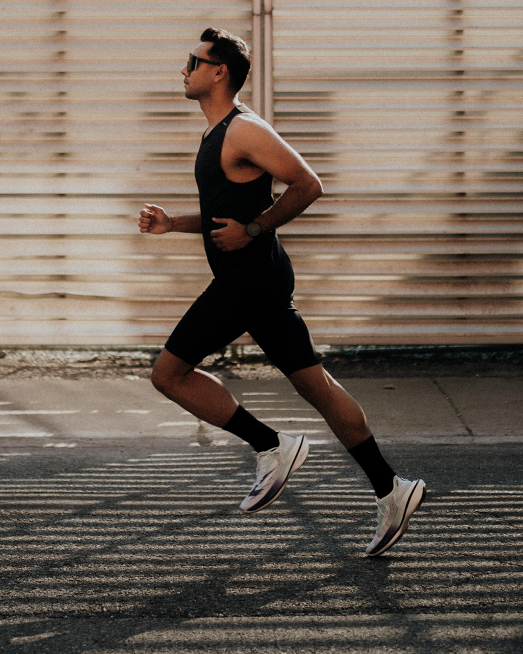 Cuissard de running homme - Kiprun run 100 noir 10/10