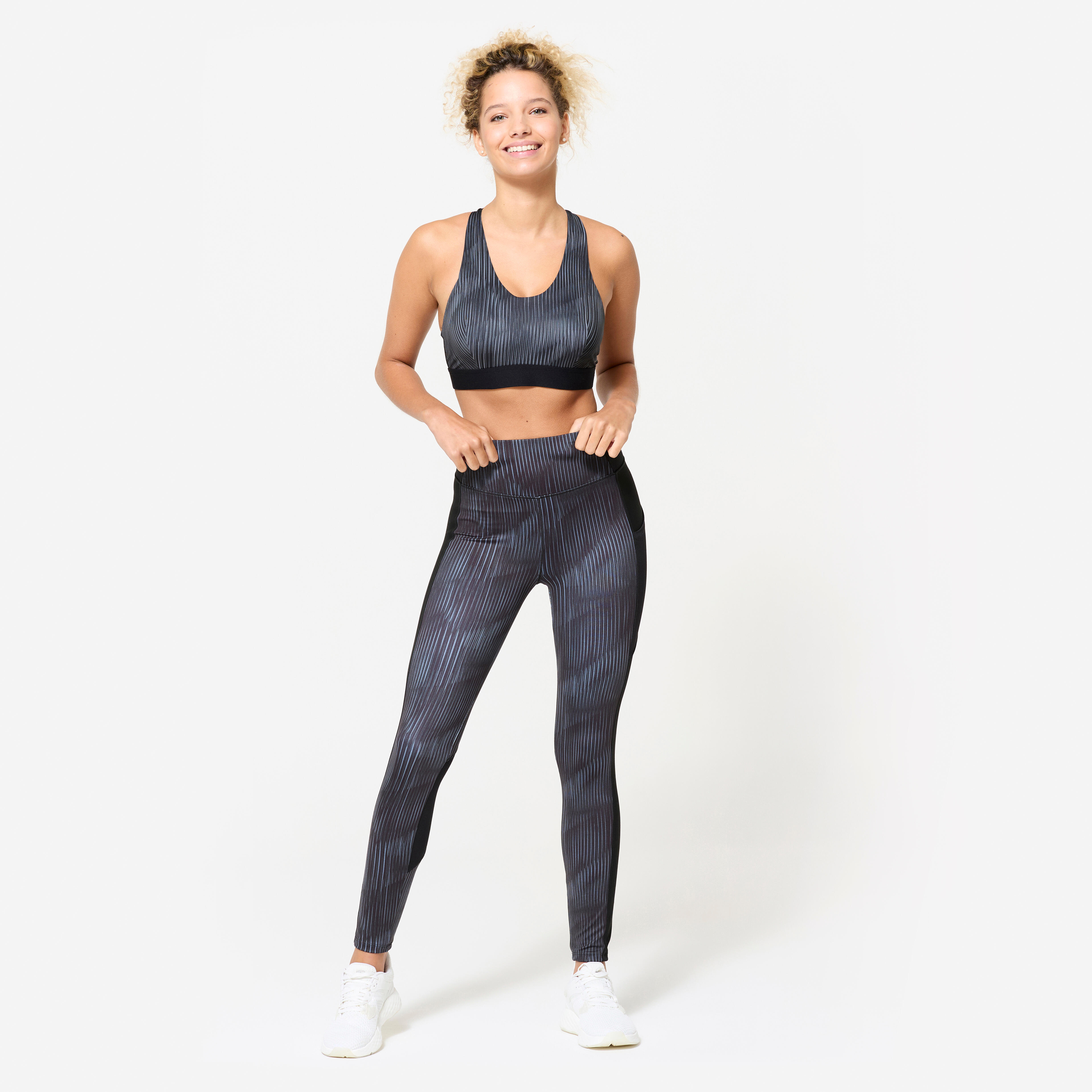 Women's Medium Support Racer Back Sports Bra with Cups - Black/Grey Print