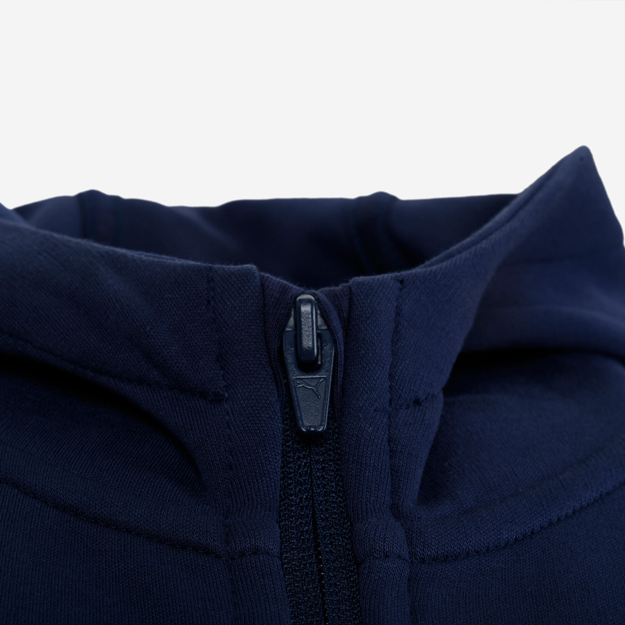 PUMA PUMA Active detská bunda na zips s kapucňou tmavomodrá 9-10 r (140 cm) · záber 7