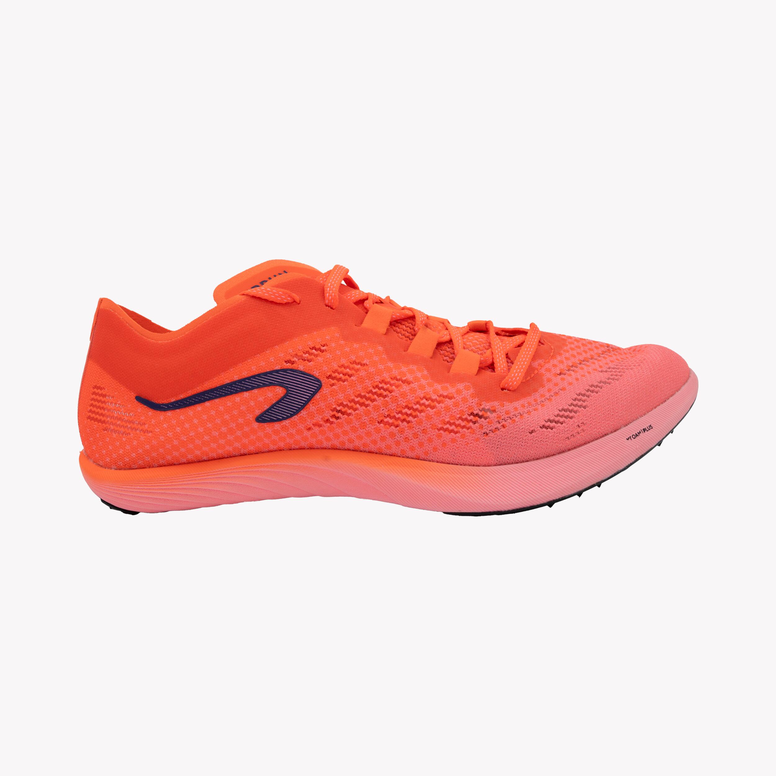 Kiprun Leichtathletikschuhe mit Spikes Langdistanz ‒ AT Long 900 orange/pink | 03608392344022 Kiprun Leichtathletikschuhe mit Spikes Langdistanz ‒ AT Long 900 orange/pink | 03608392344022