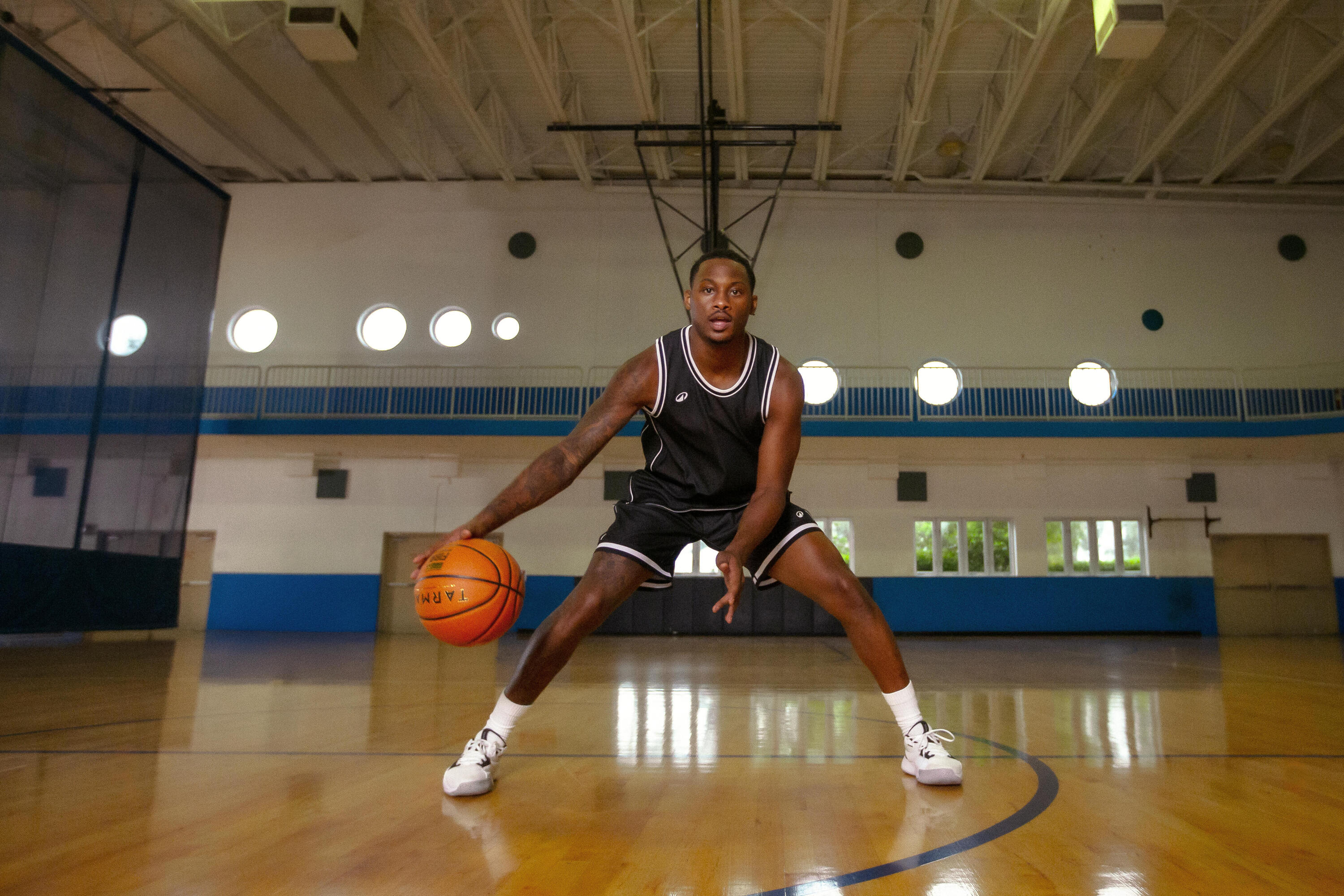 Maillot de Basketball sans manche réversible Adulte - TKR-500 noir blanc 10/15