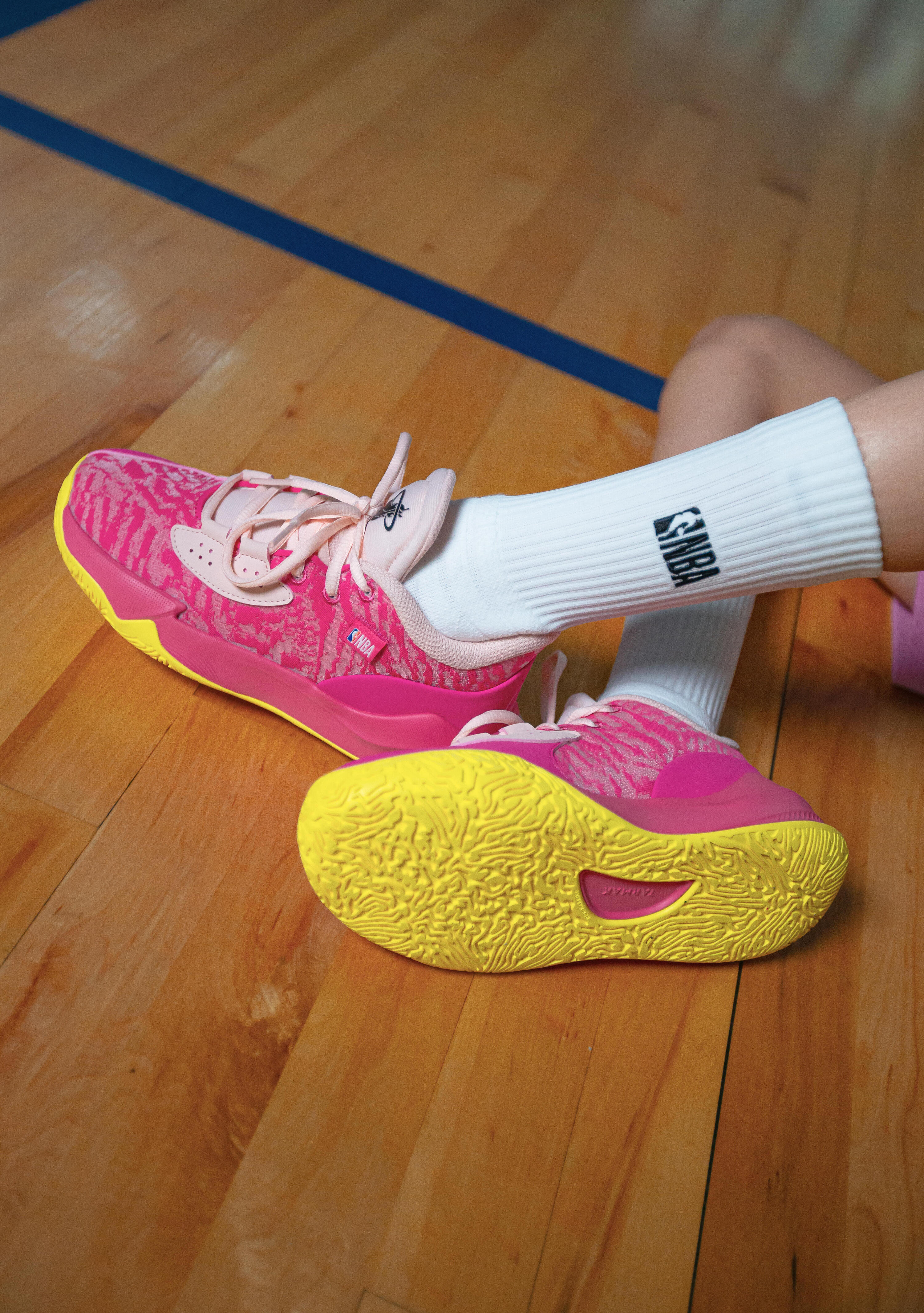 Basketballschuhe NBA Heat Kinder - Fast 900 Low-1 Rosa 12/13