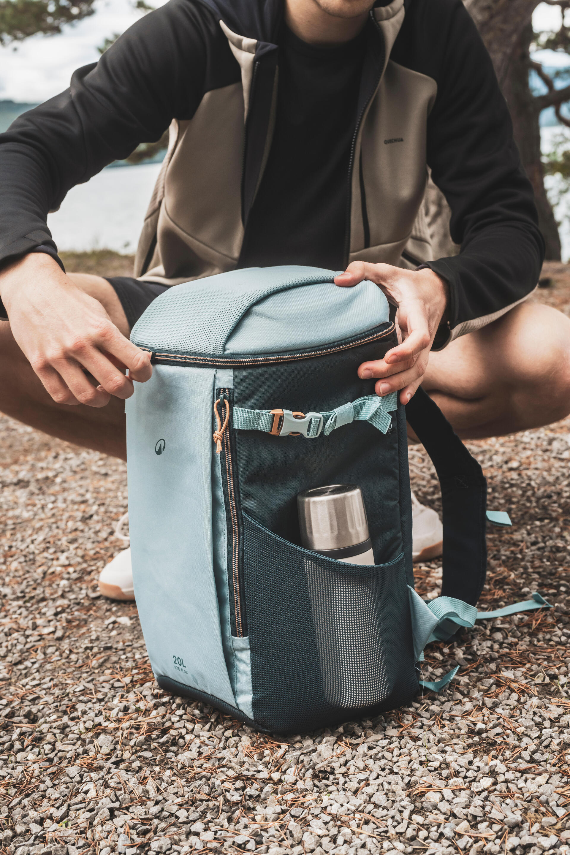 20 L Cooler Backpack 100 insulated and compact