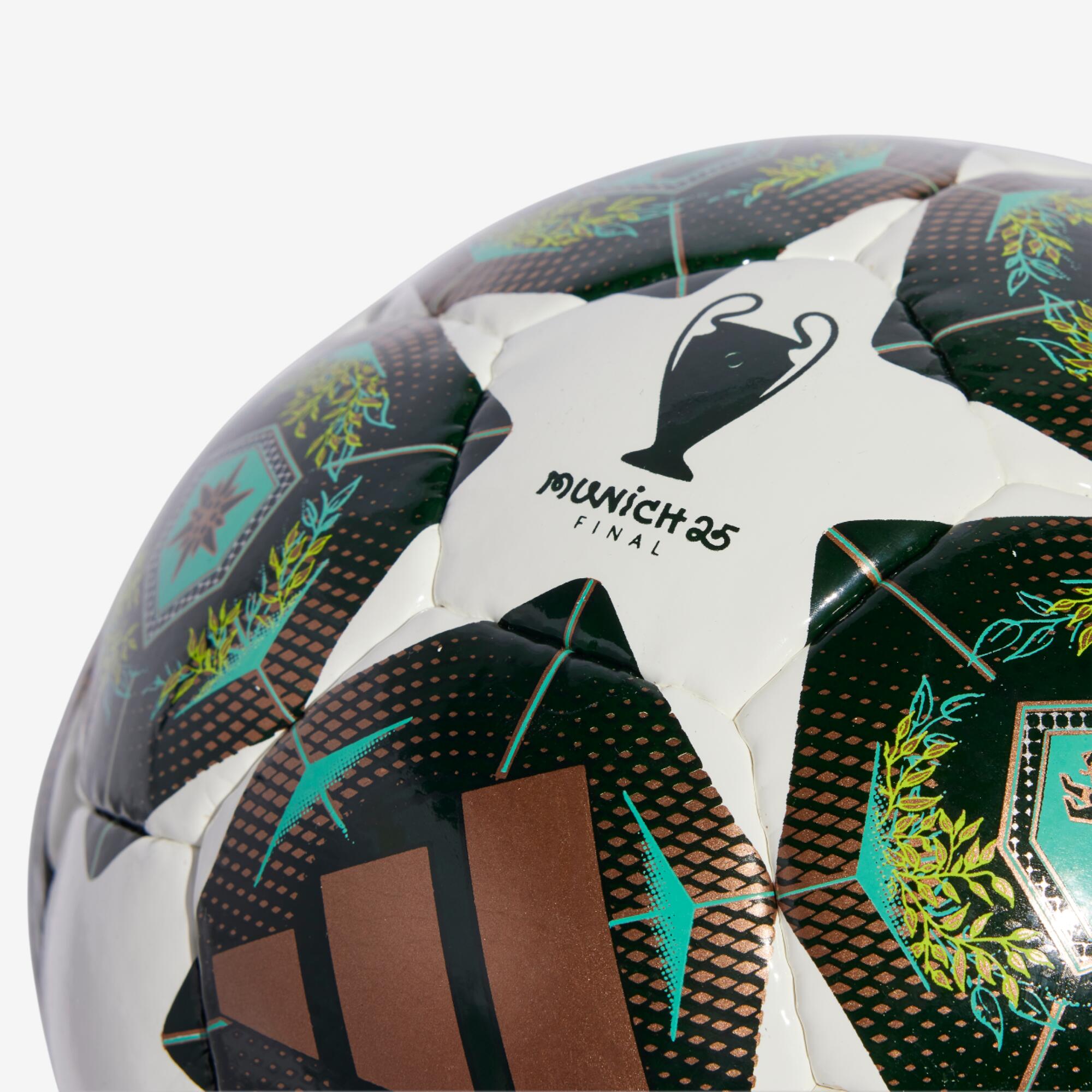Ballon de Futsal Ligue des Champions 24/25 PRO 2/4