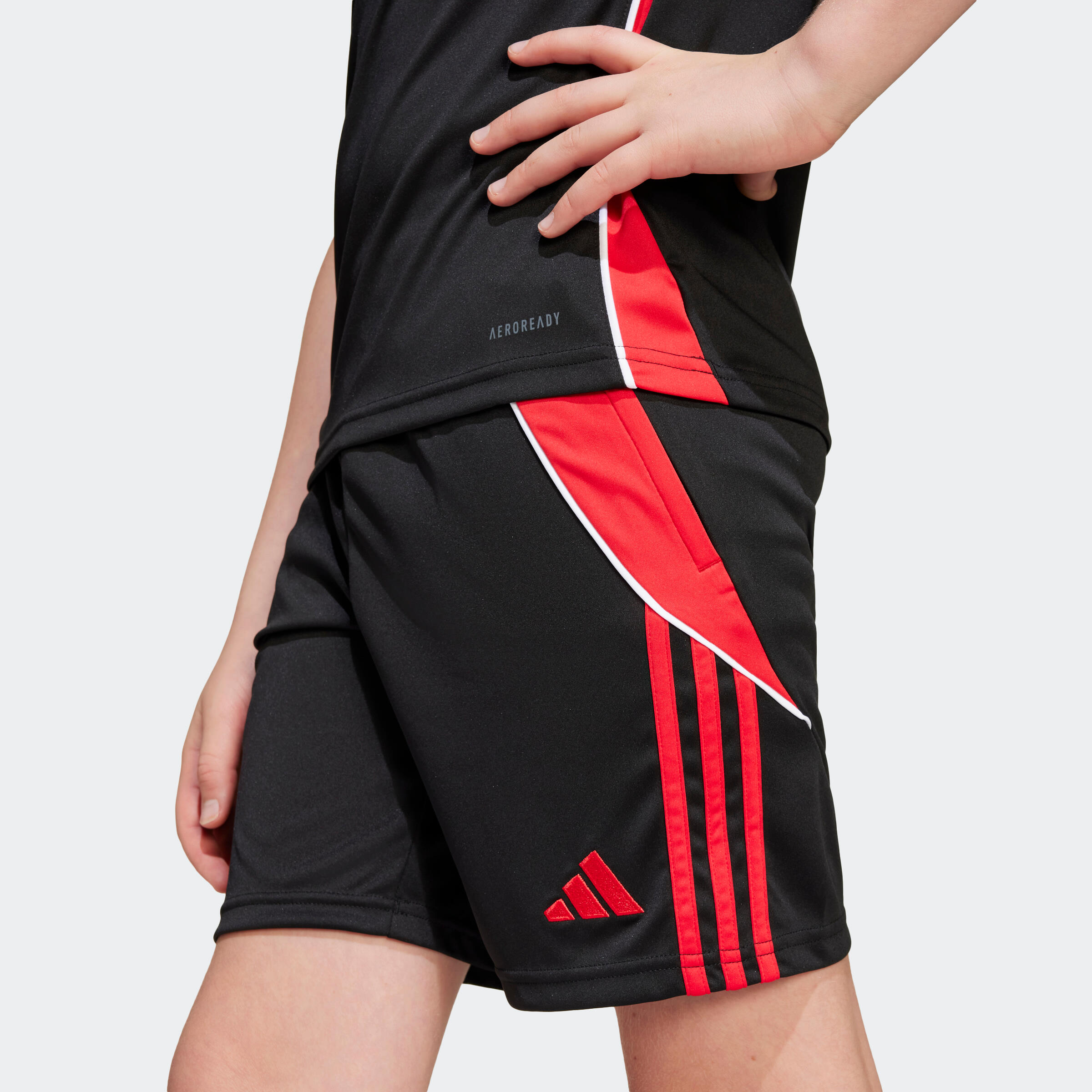Pantaloncini calcio bambino ADIDAS TIRO 24 nero-rosso 3/7