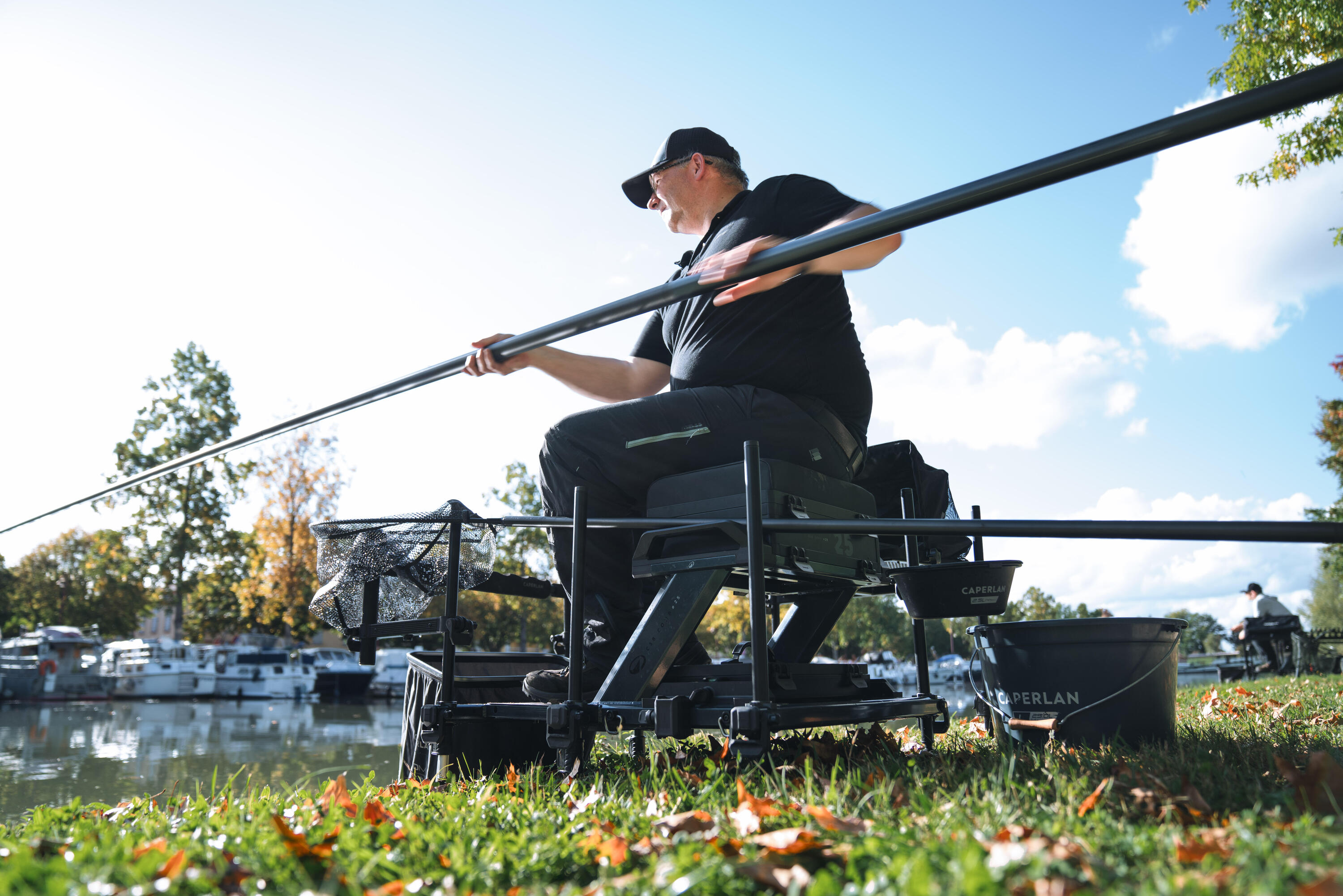 POLE FISHING STATION AND FEEDER CSB D25 COMP Black 24/27