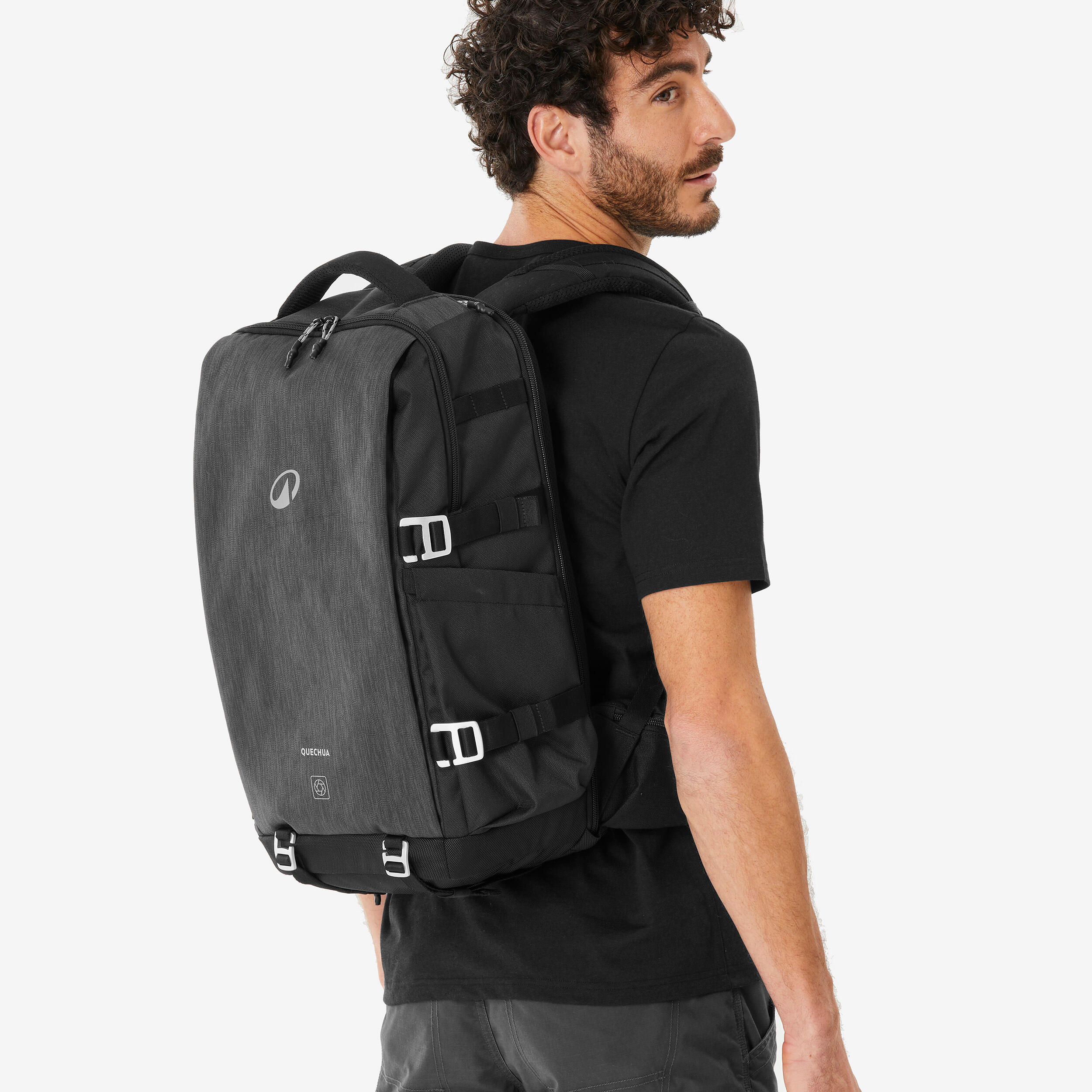 【まっつん】カメラセット_202302 QUECHUA (ケシュア) 登山・ハイキング カメラ用バックパック Explorer