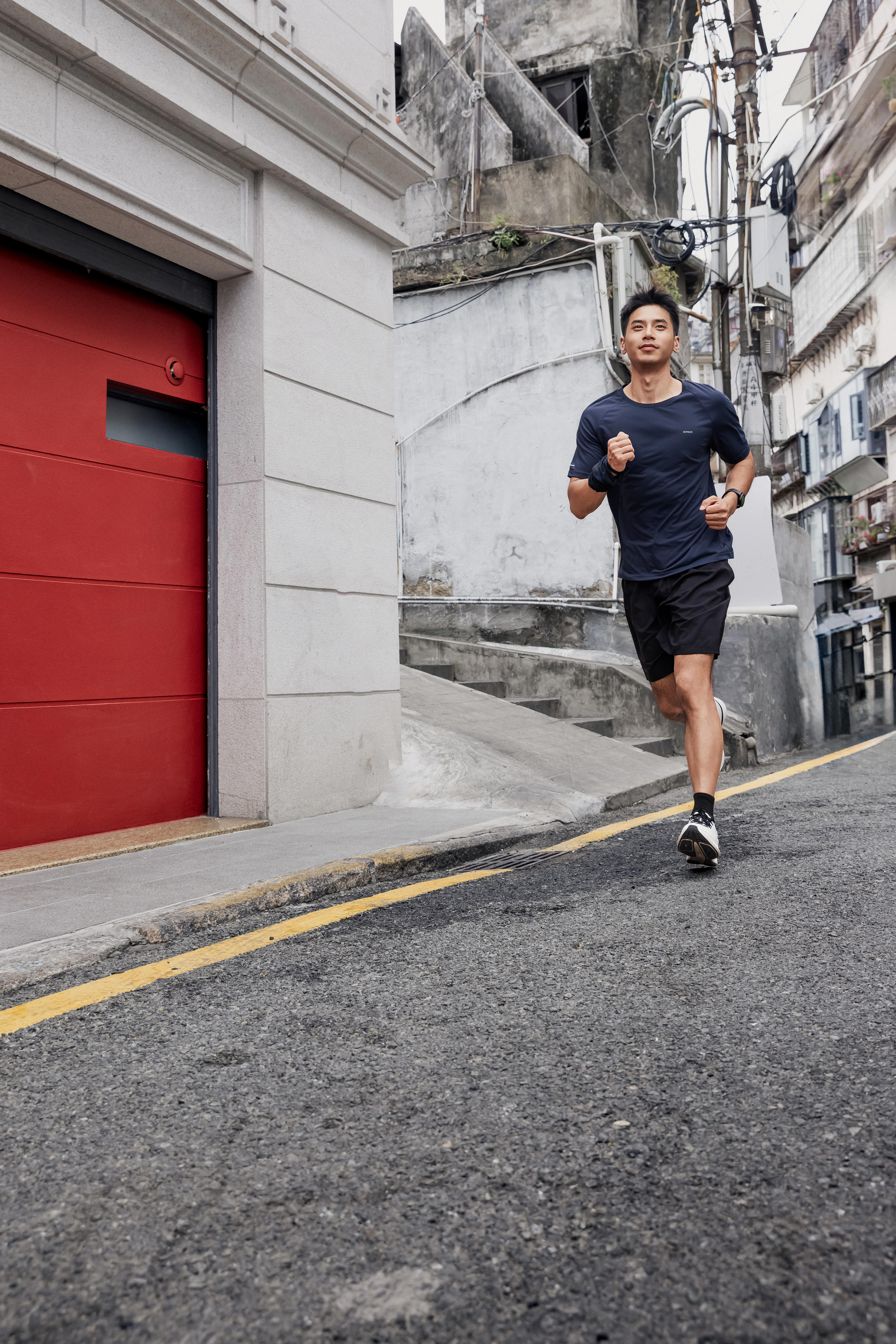 KIPRUN (キプラン) ランニング メンズ Tシャツ 透湿性 Dry +