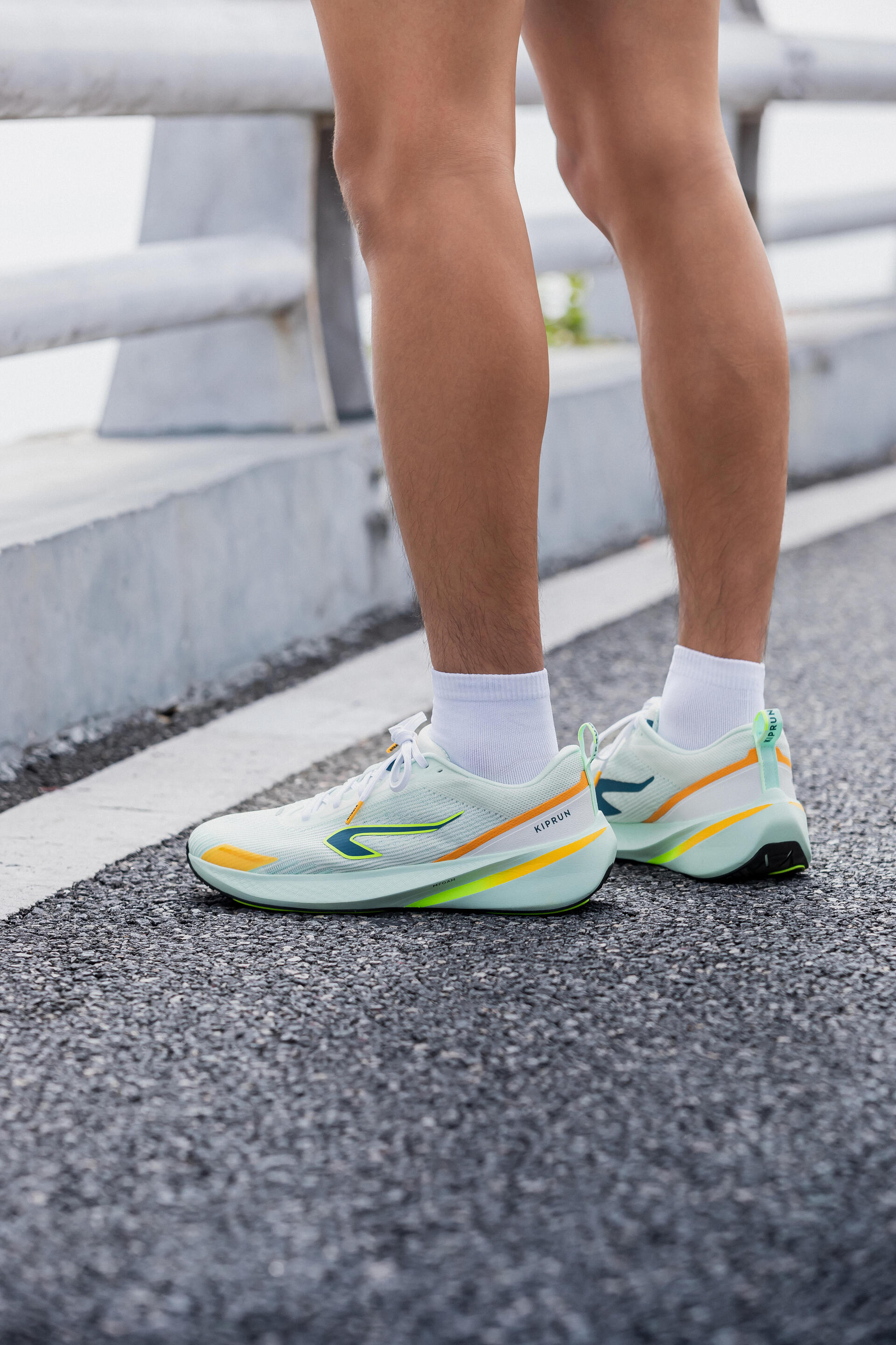 Men's Running Shoes