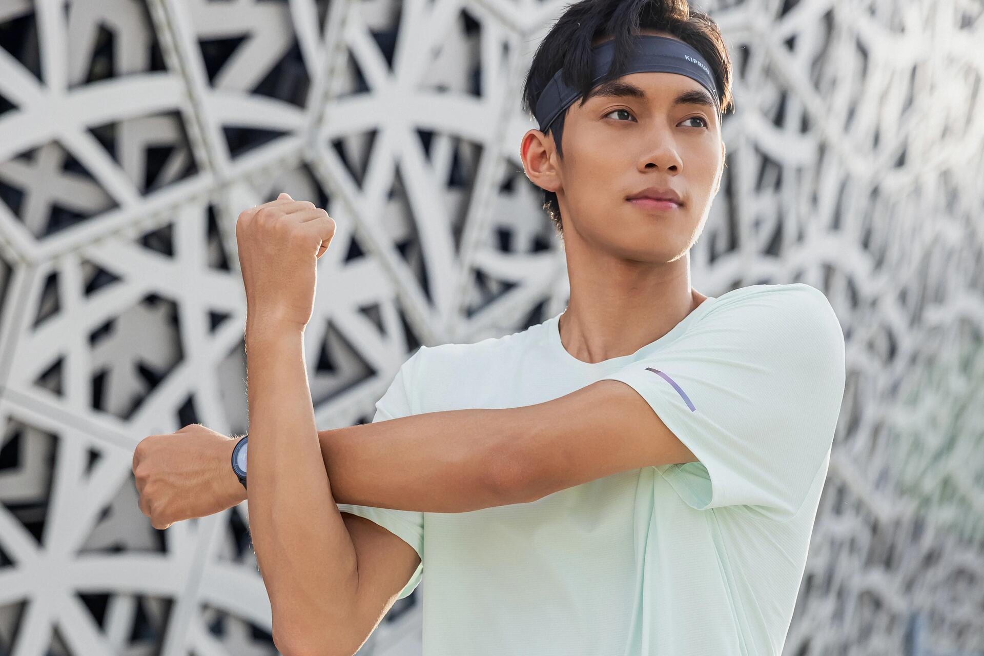 ท่ายืดกล้ามเนื้อ Triceps Stretch