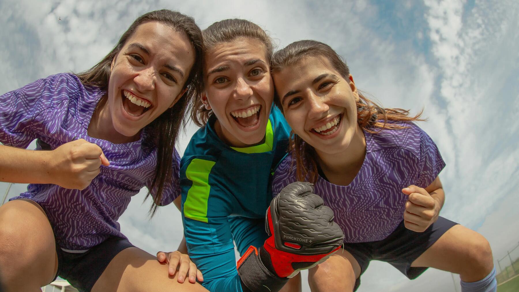 Histoire et essor du football féminin