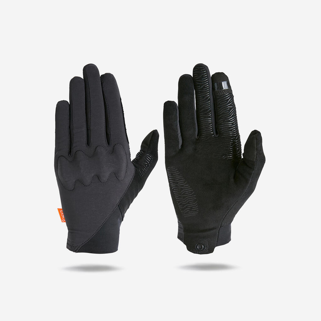 Črne zaščitne rokavice D30® 