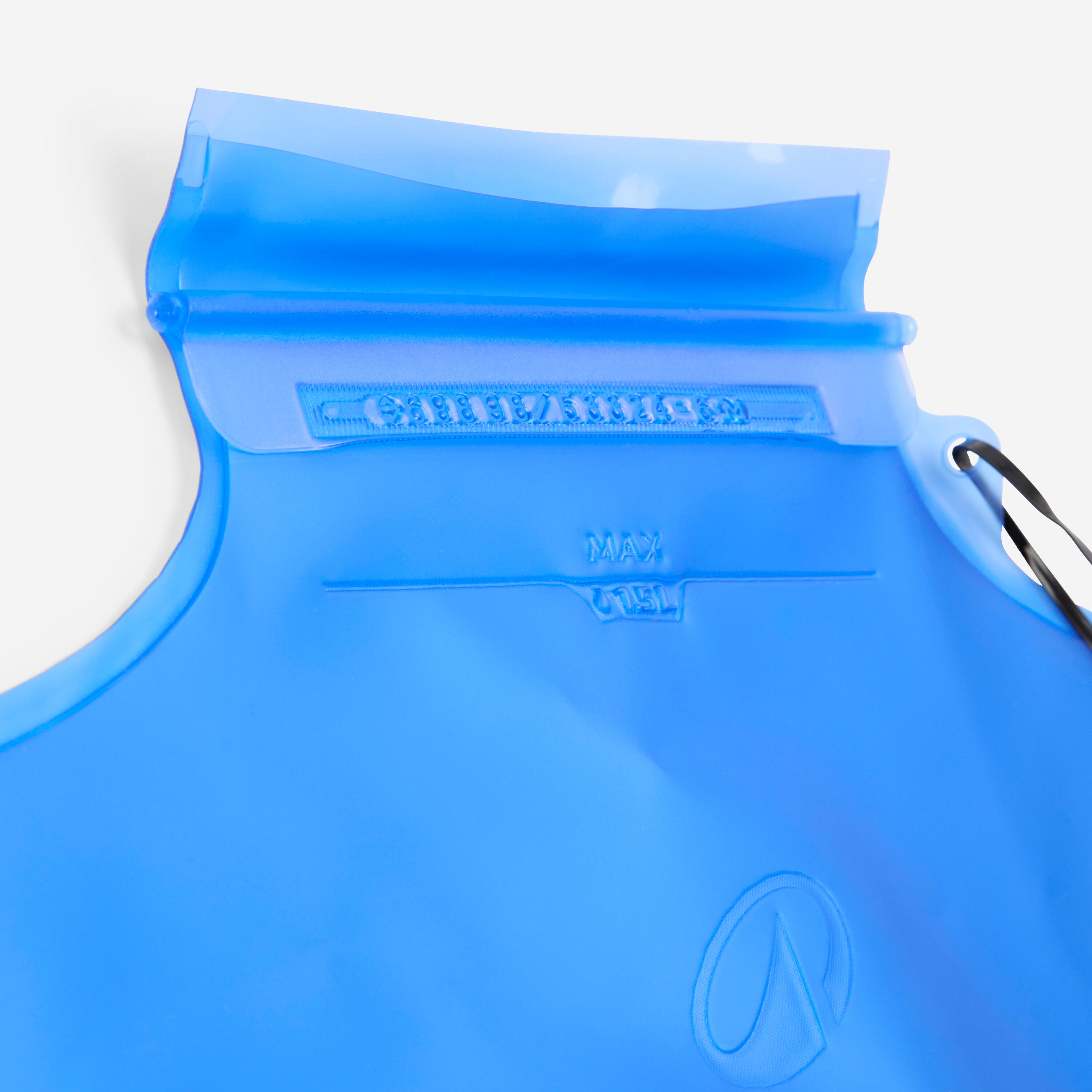 Poche à eau 1,5L 4/7