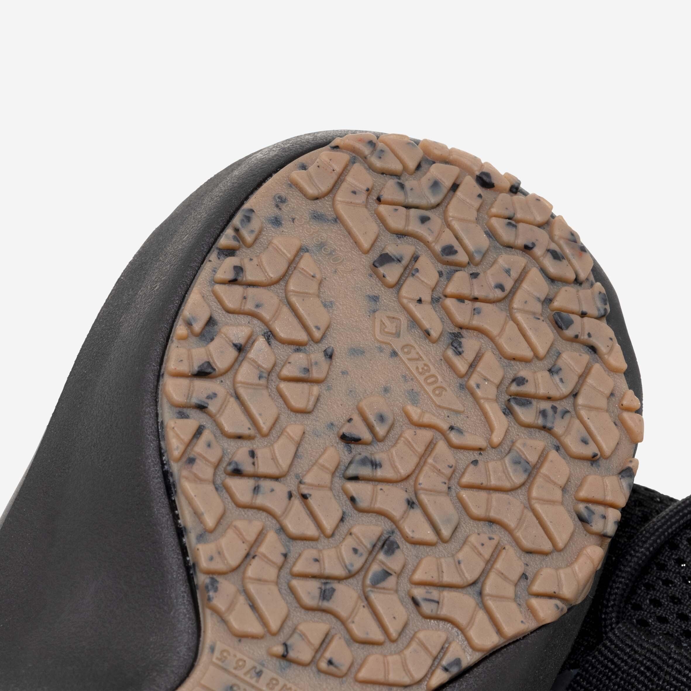 Water Shoes, 500