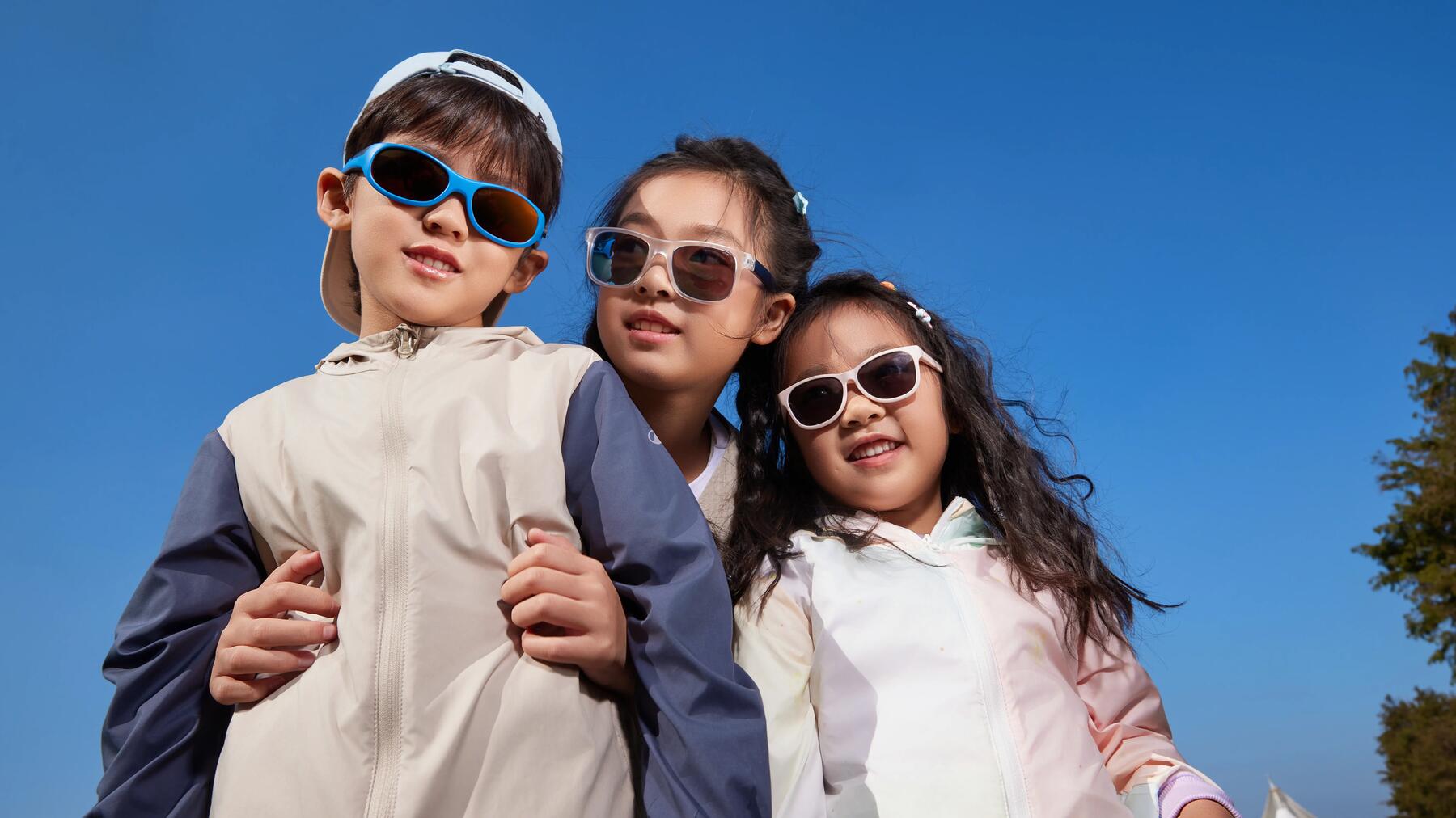 Des lunettes de soleil enfant pour une protection UV optimale